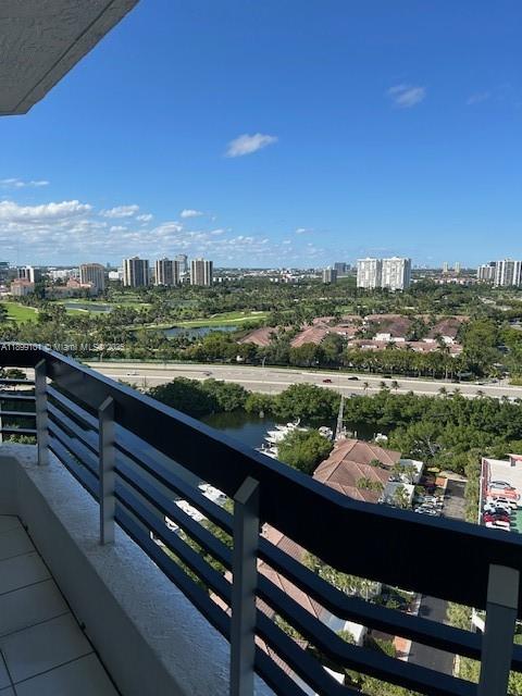 3530 N Mystic Pointe Dr #2307, Aventura FL 33180
