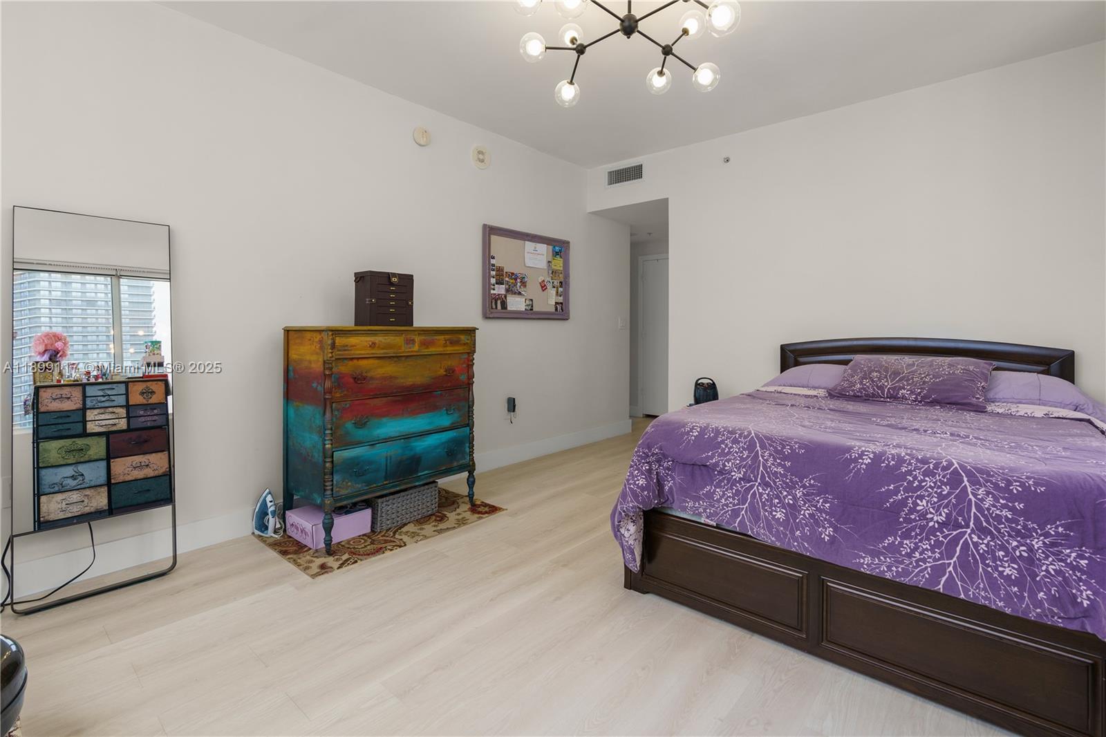 253 NE 2nd St #2003, Miami FL 33132