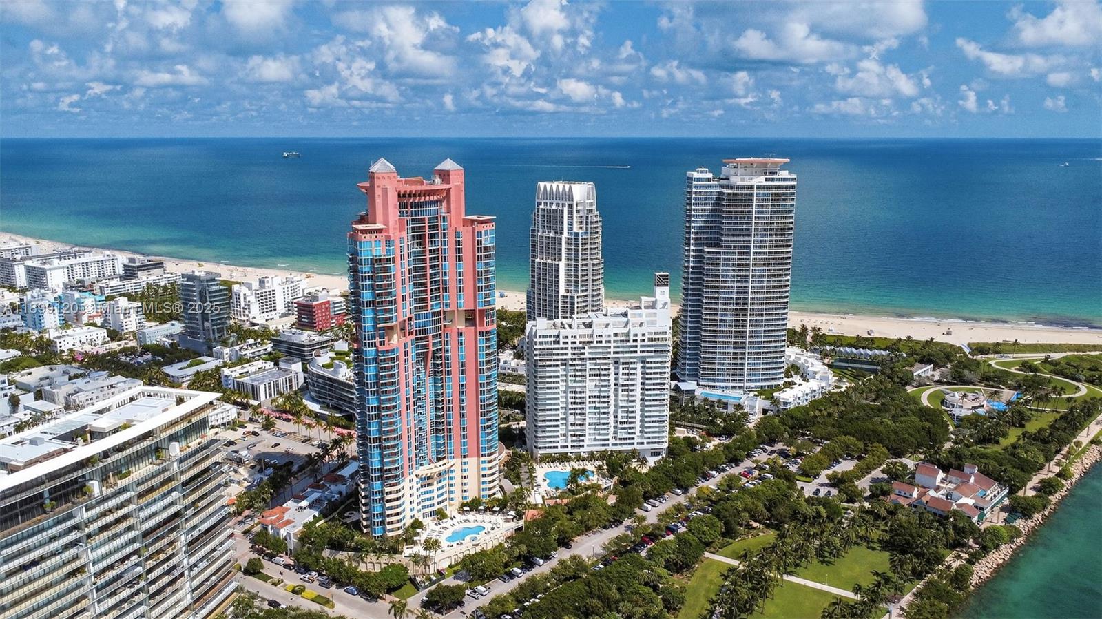 300 S Pointe Dr #TH-3105, Miami Beach FL 33139