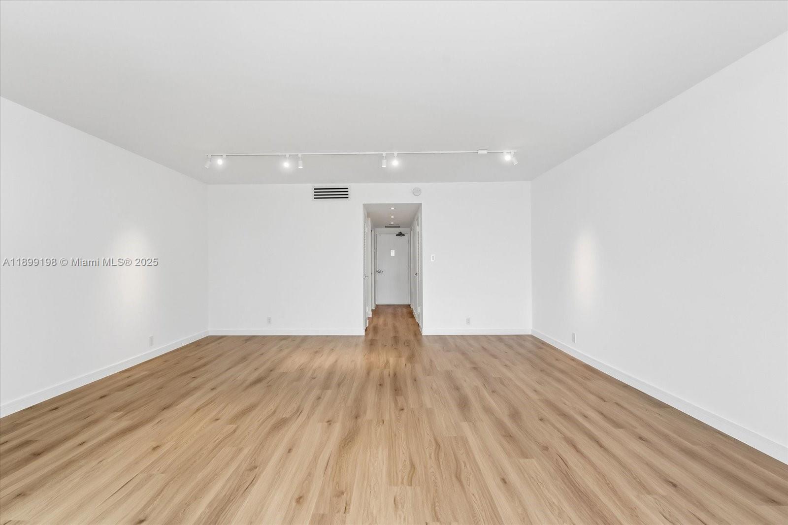 1000 West Ave #920, Miami Beach FL 33139