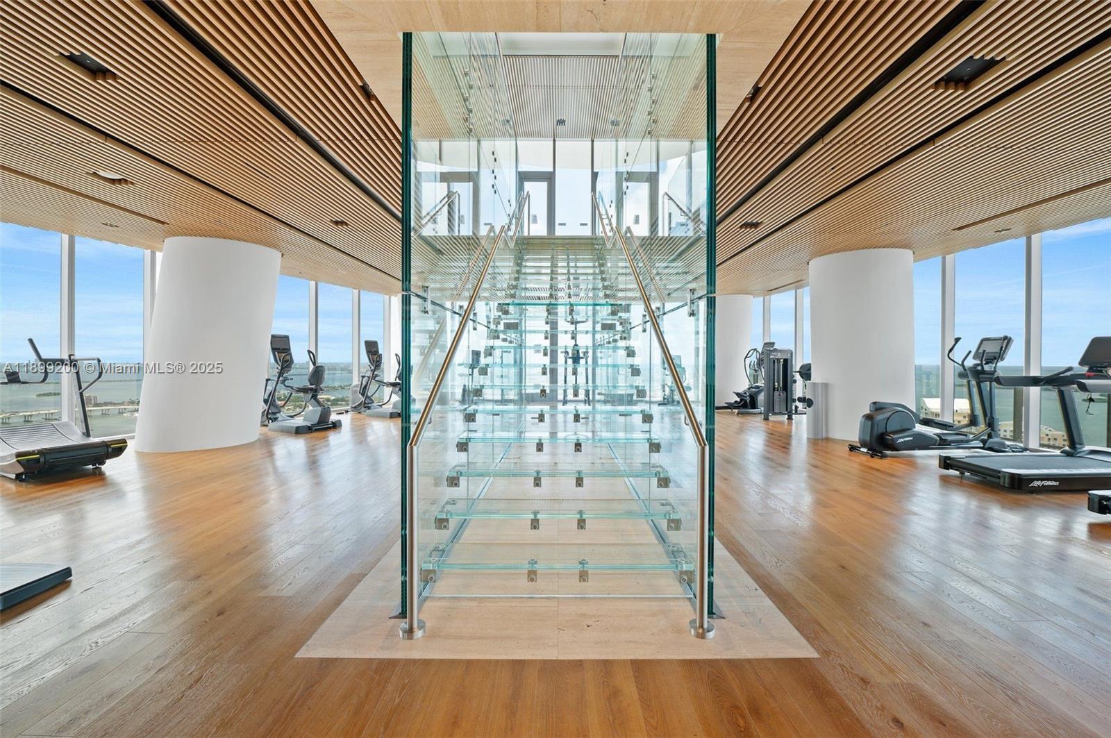 300 Biscayne Blvd Way #4909W, Miami FL 33131