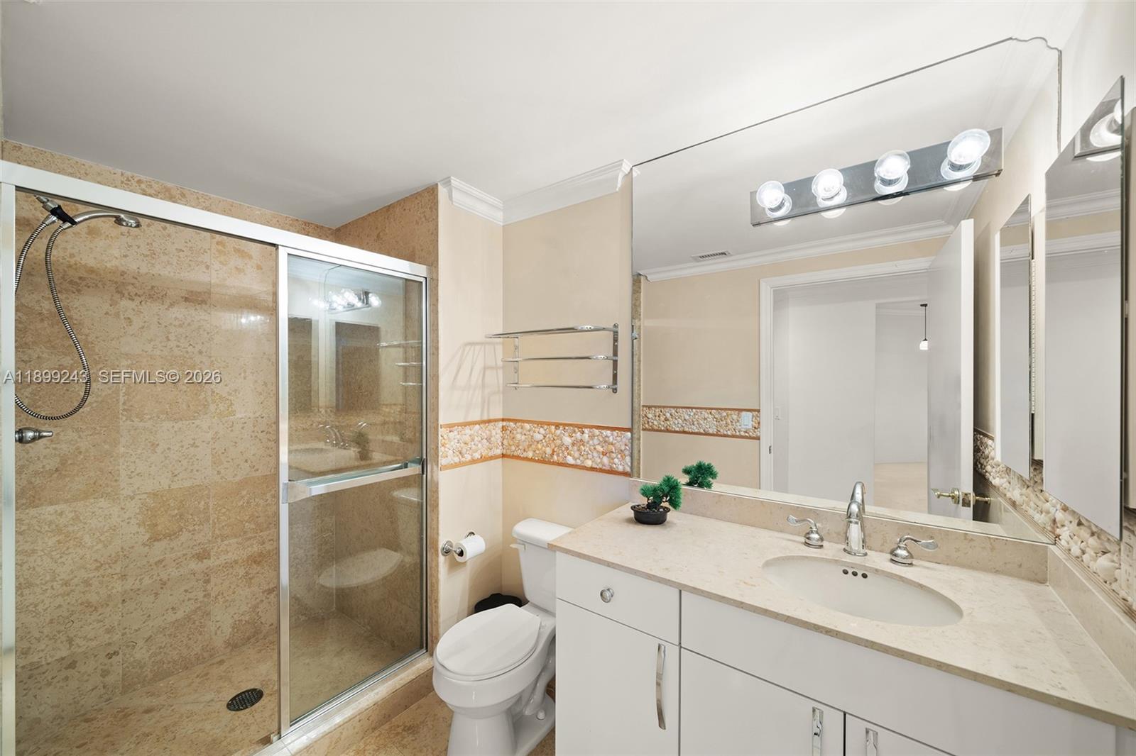4775 Collins Ave #1708, Miami Beach FL 33140