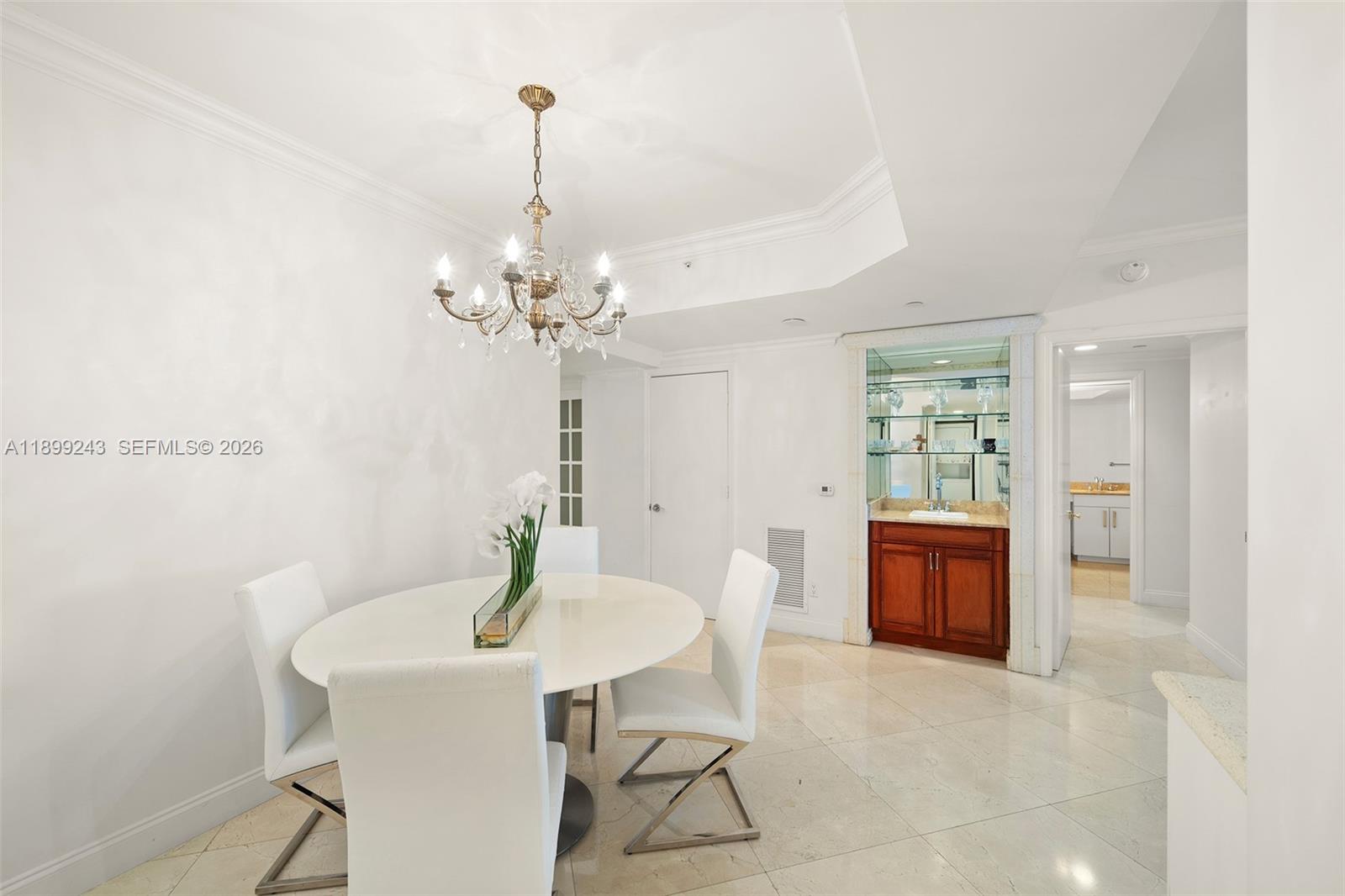 4775 Collins Ave #1708, Miami Beach FL 33140
