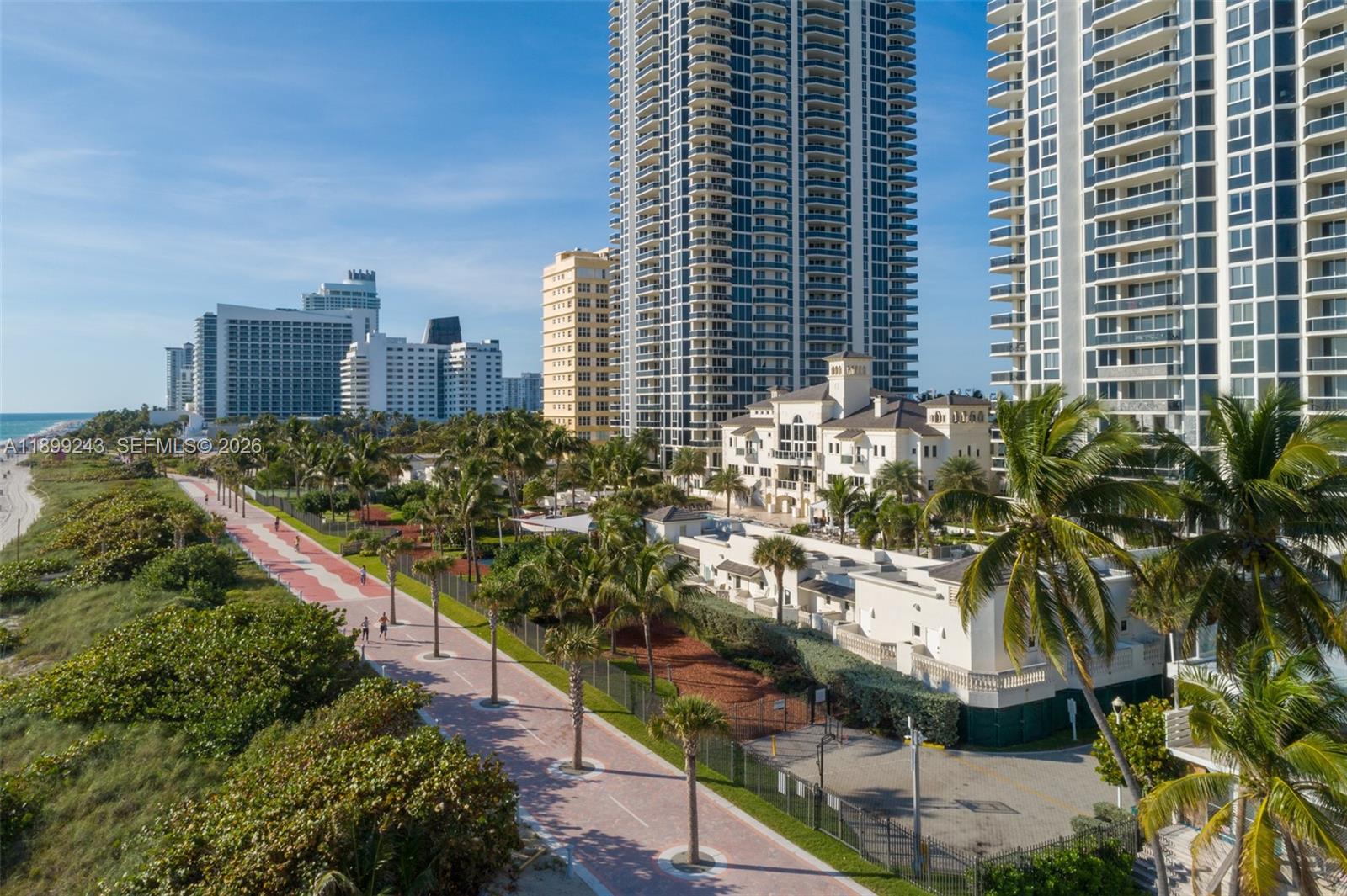 4775 Collins Ave #1708, Miami Beach FL 33140