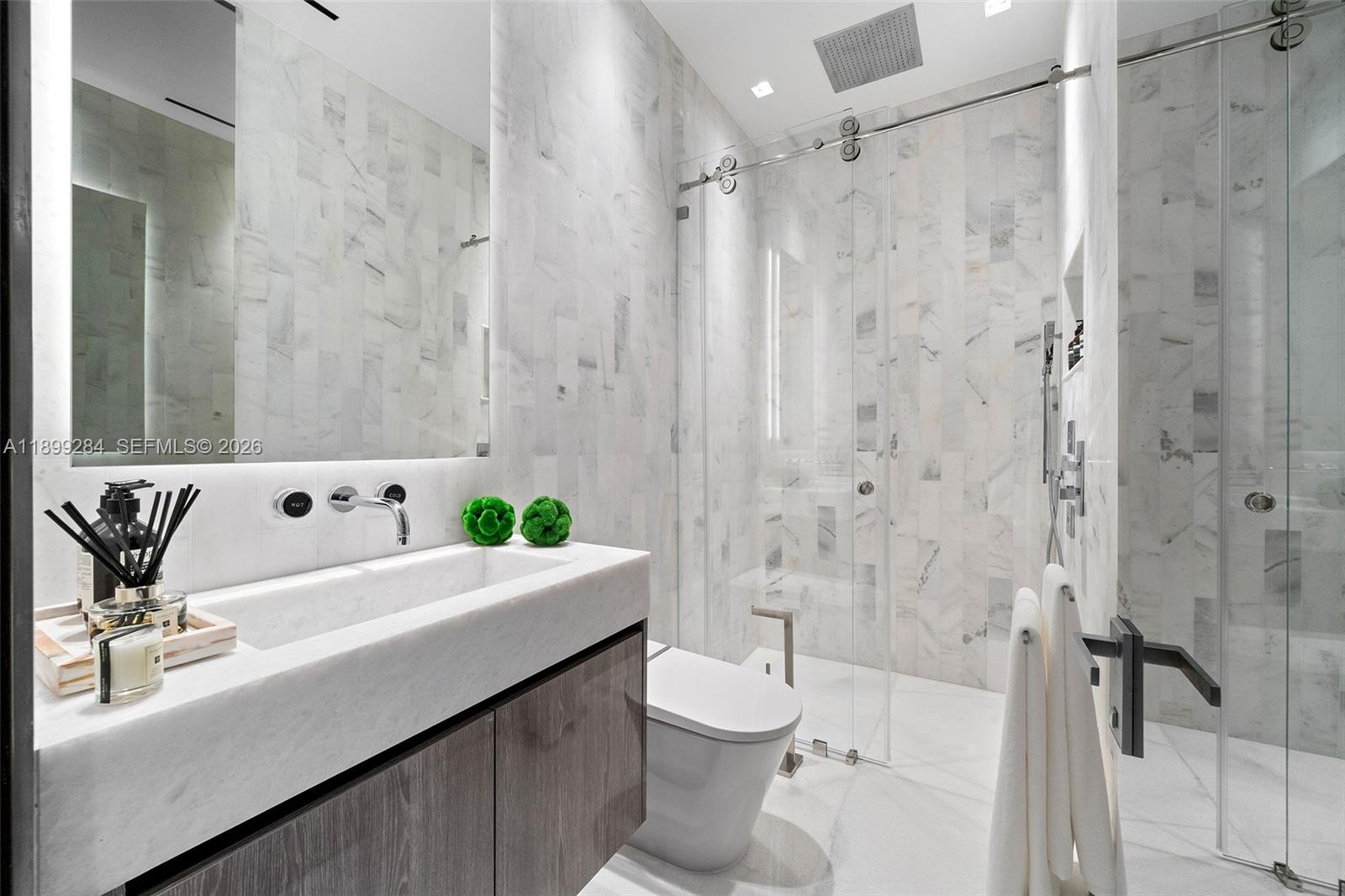 790 Lake, Miami FL 33137