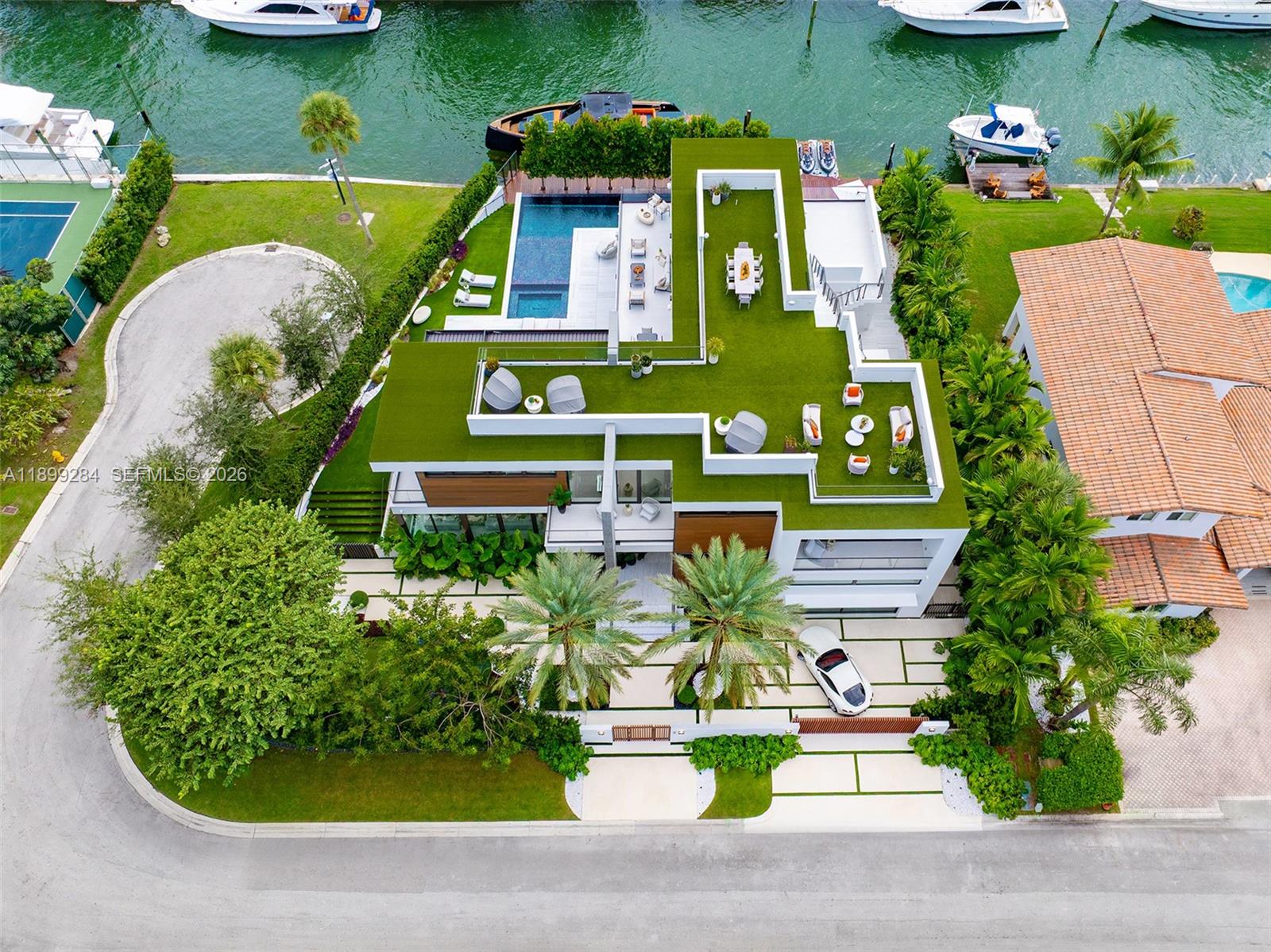 790 Lake, Miami FL 33137