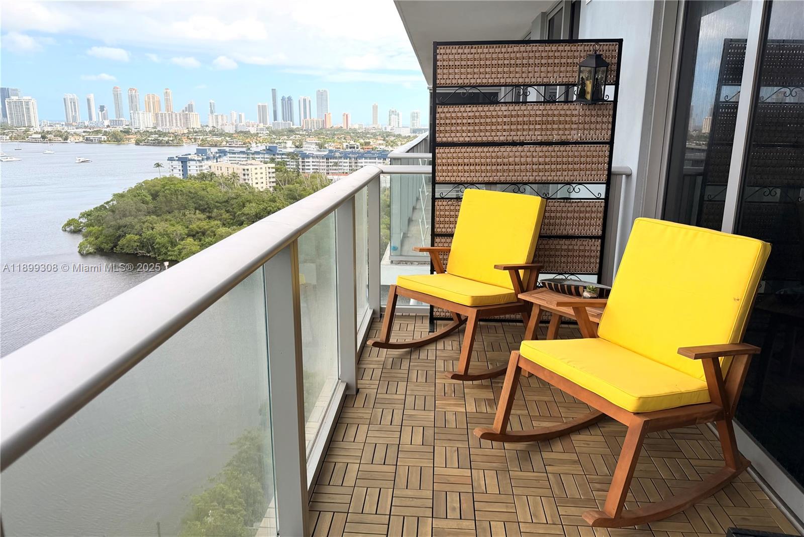 16385 Biscayne Blvd #1505, North Miami Beach FL 33160