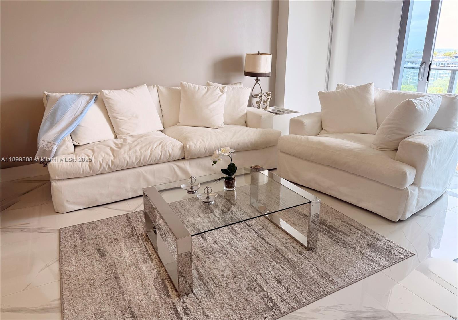 16385 Biscayne Blvd #1505, North Miami Beach FL 33160