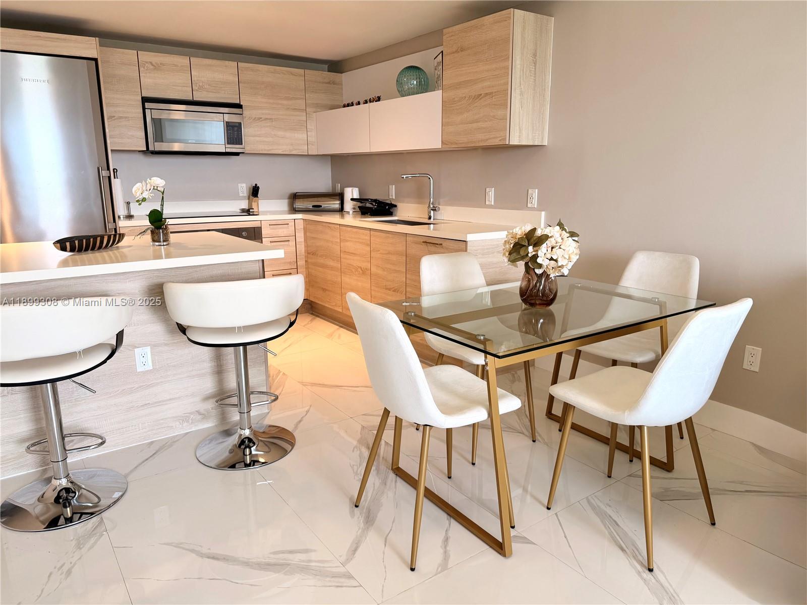 16385 Biscayne Blvd #1505, North Miami Beach FL 33160