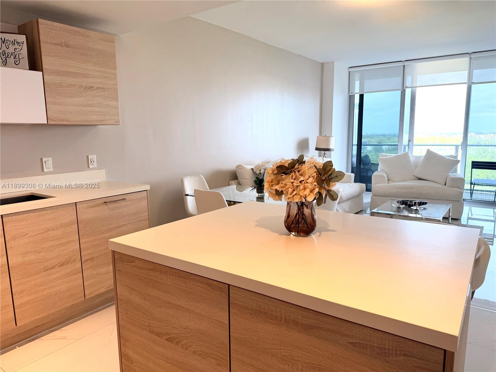 16385 Biscayne Blvd #1505, North Miami Beach FL 33160