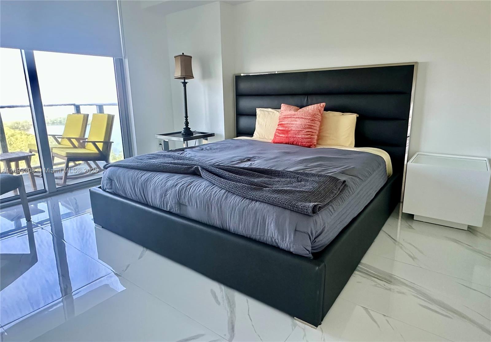 16385 Biscayne Blvd #1505, North Miami Beach FL 33160