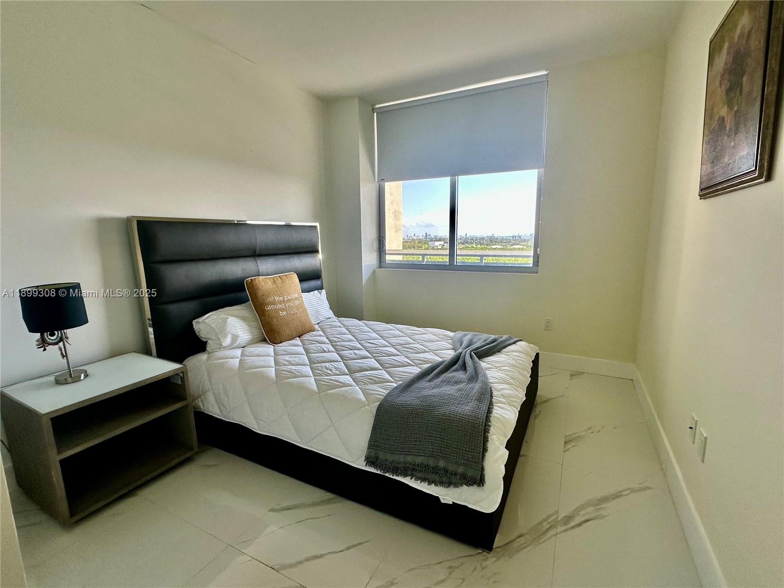 16385 Biscayne Blvd #1505, North Miami Beach FL 33160