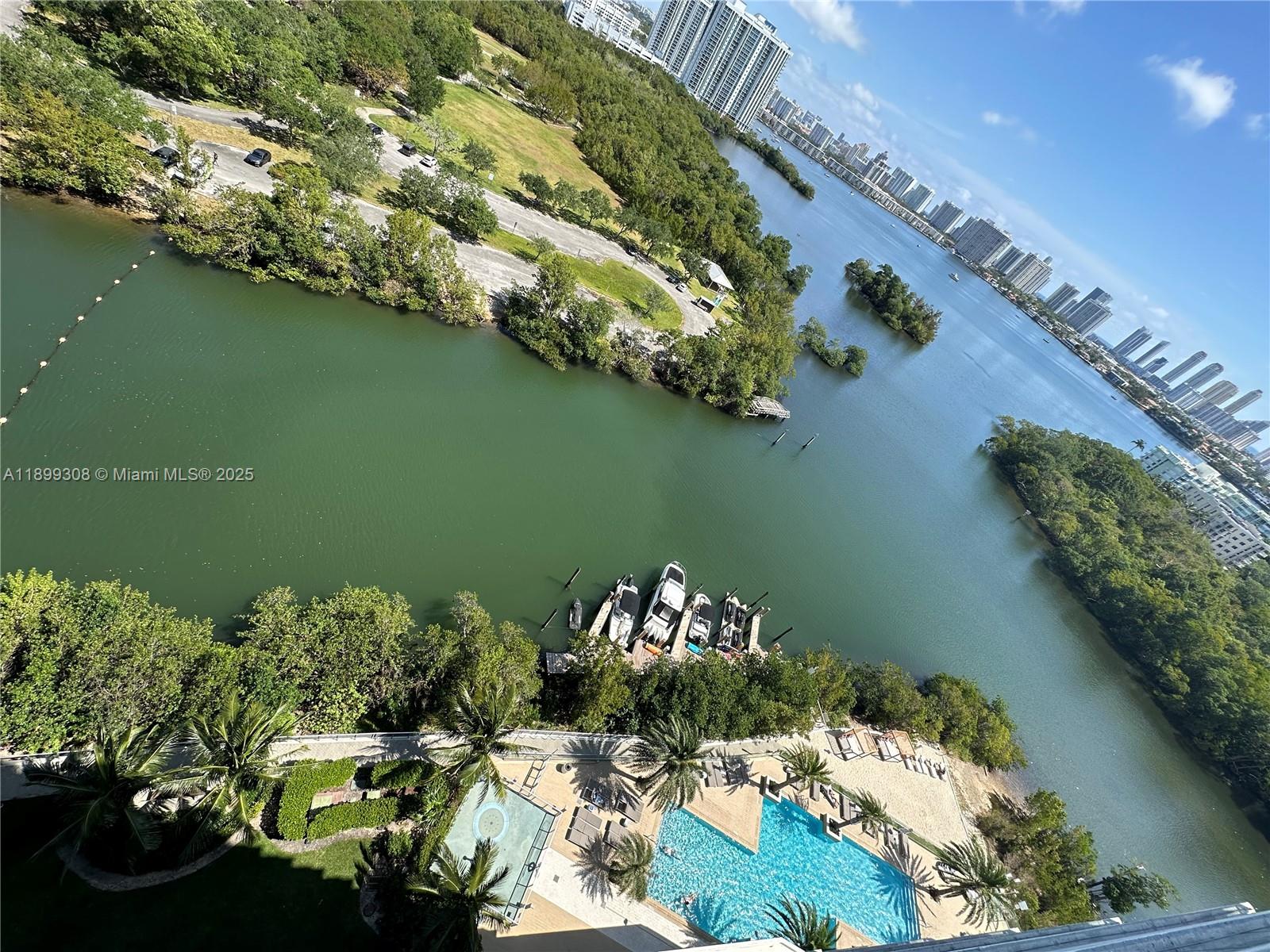 16385 Biscayne Blvd #1505, North Miami Beach FL 33160