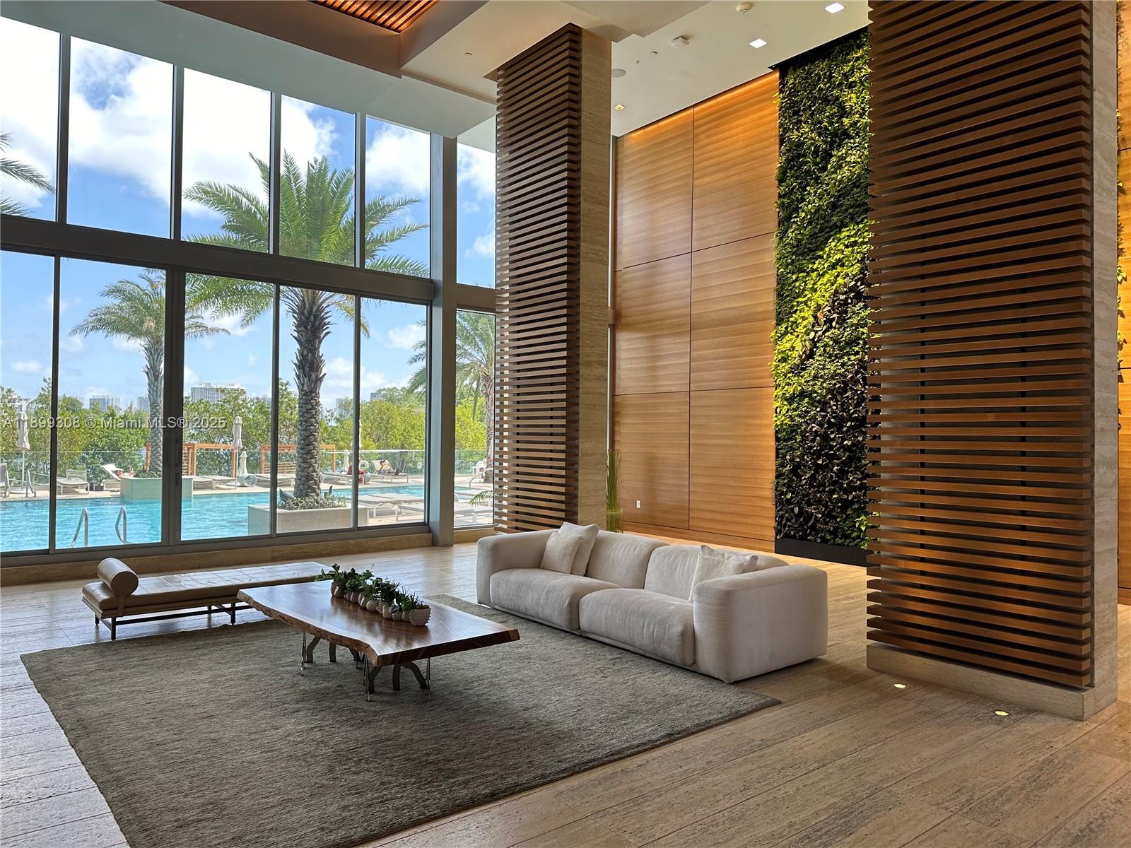 16385 Biscayne Blvd #1505, North Miami Beach FL 33160
