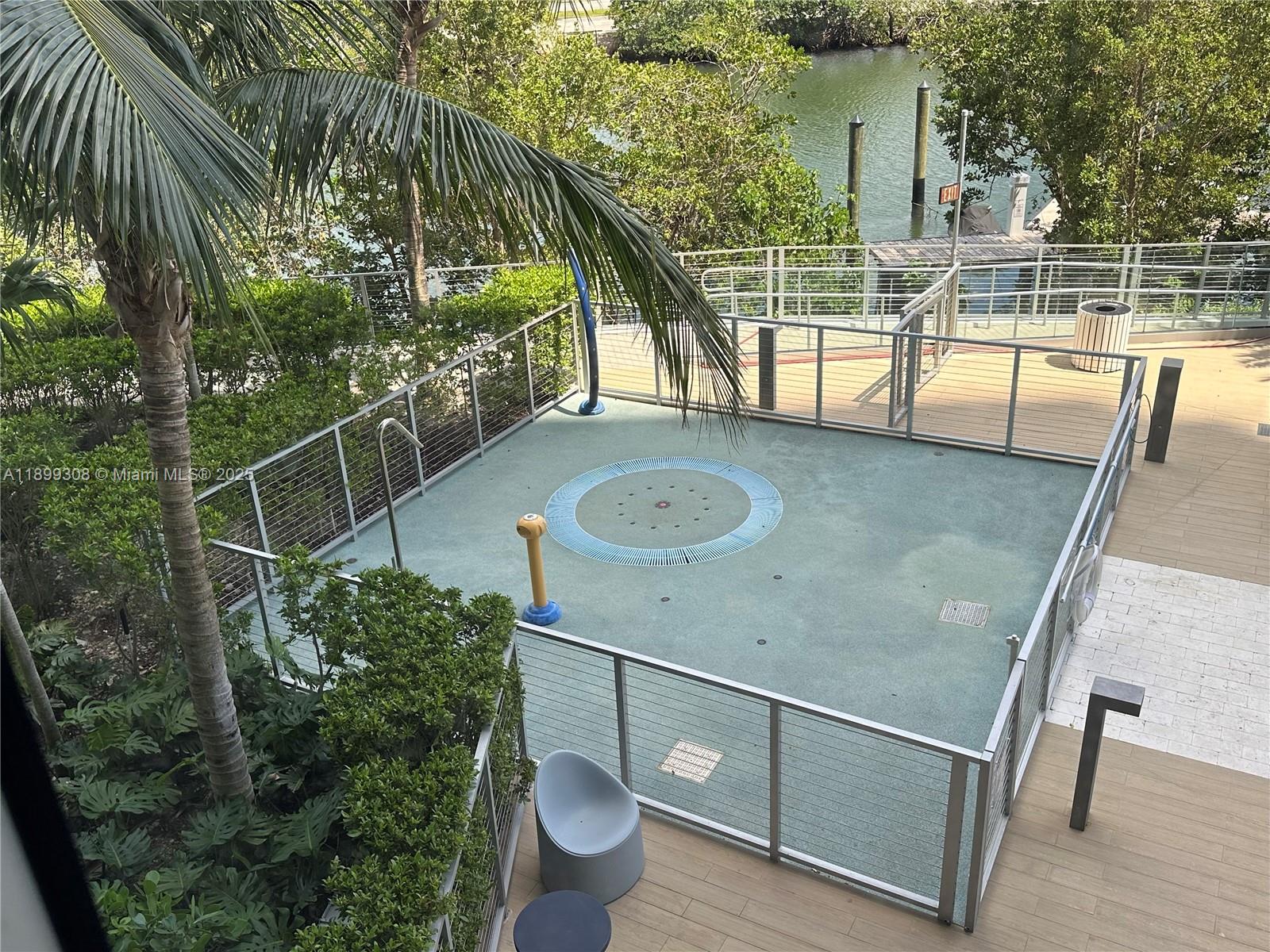 16385 Biscayne Blvd #1505, North Miami Beach FL 33160