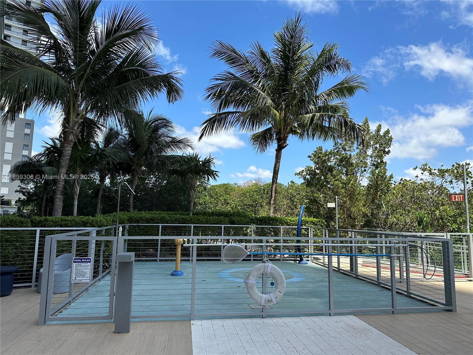 16385 Biscayne Blvd #1505, North Miami Beach FL 33160