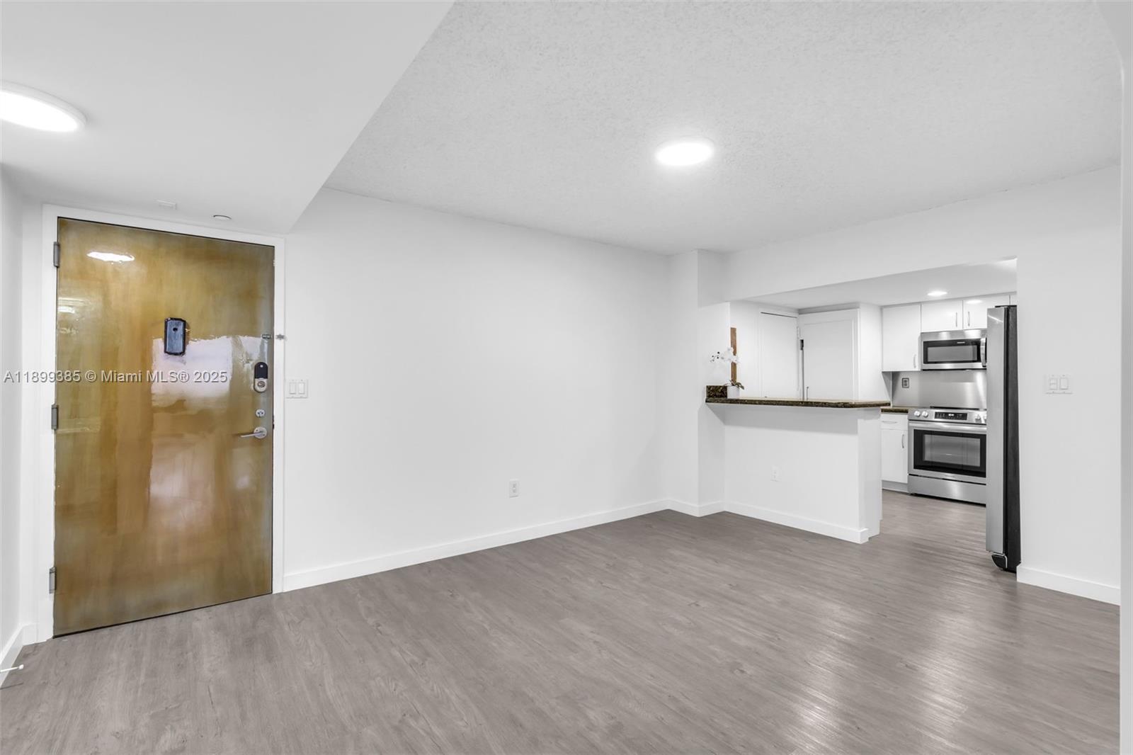 2333 Brickell Ave #PH208, Miami FL 33129