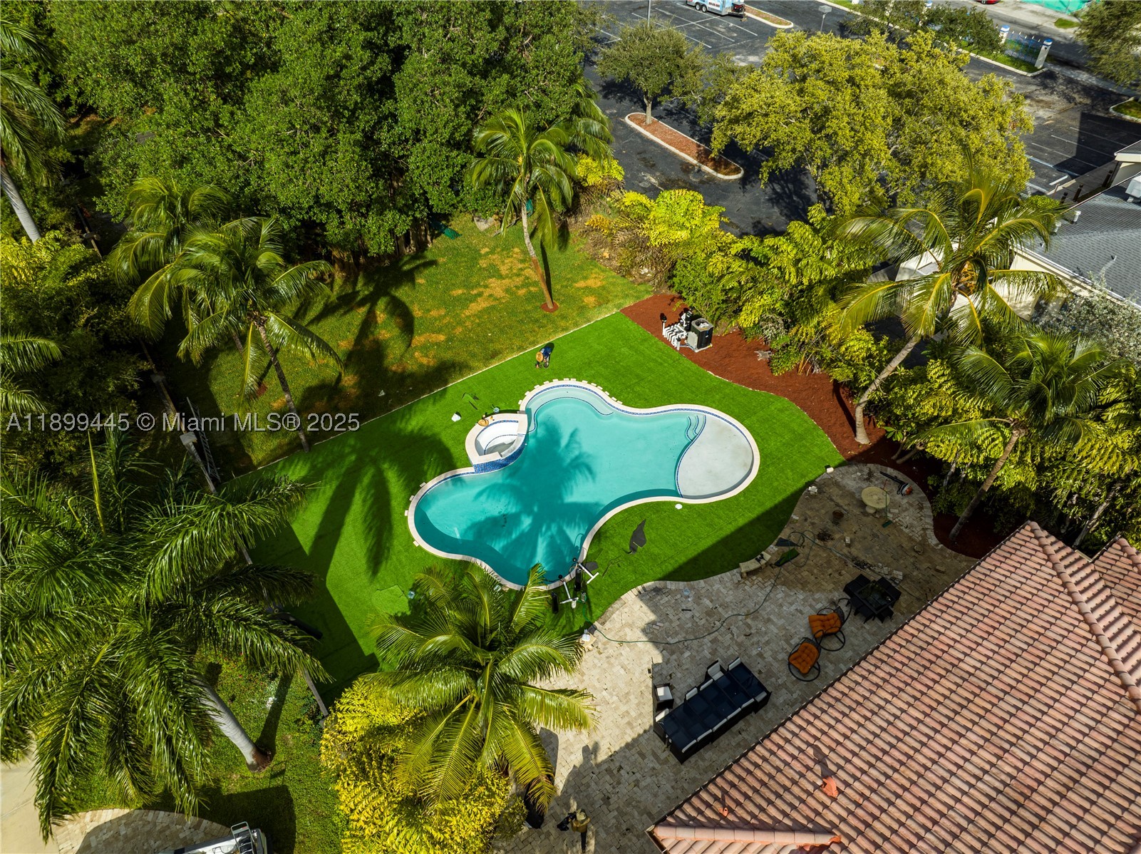 112 NW 14th Way, Dania Beach FL 33004