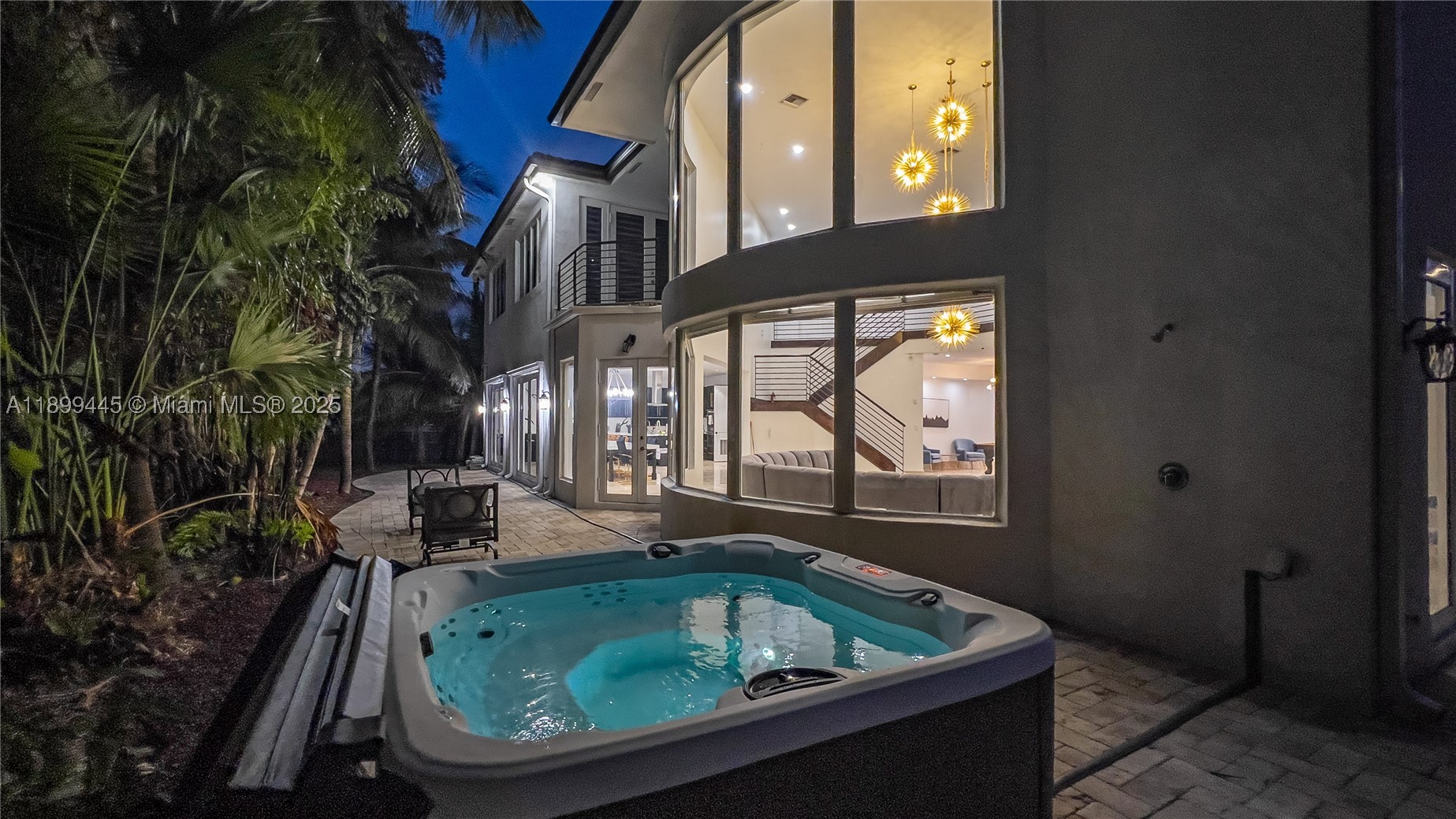 112 NW 14th Way, Dania Beach FL 33004