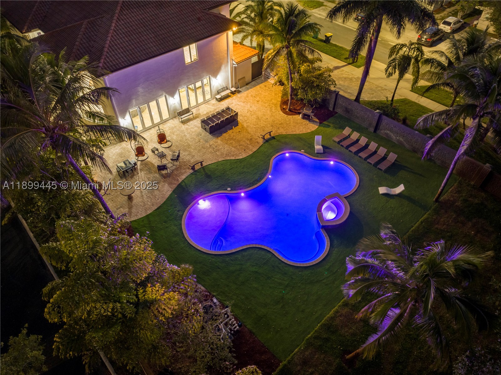 112 NW 14th Way, Dania Beach FL 33004