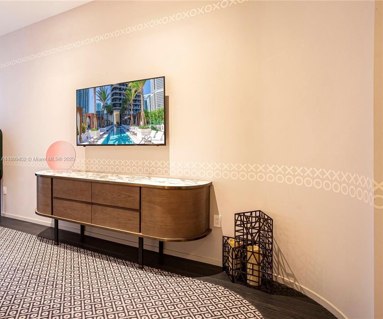 801 S Miami Ave #611, Miami FL 33130