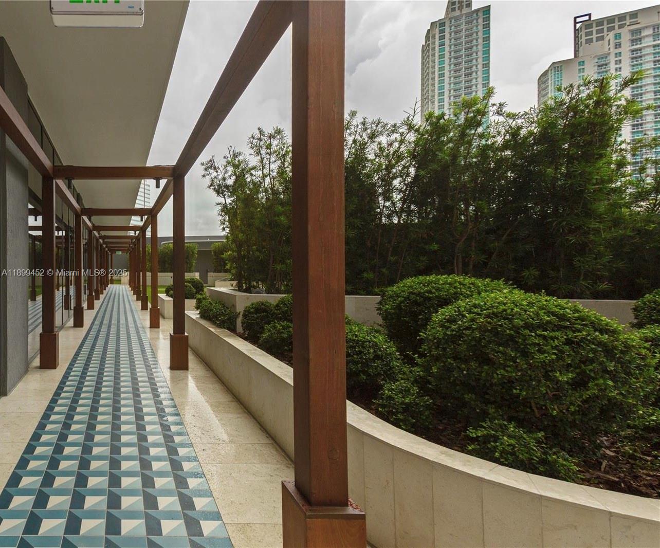 801 S Miami Ave #611, Miami FL 33130
