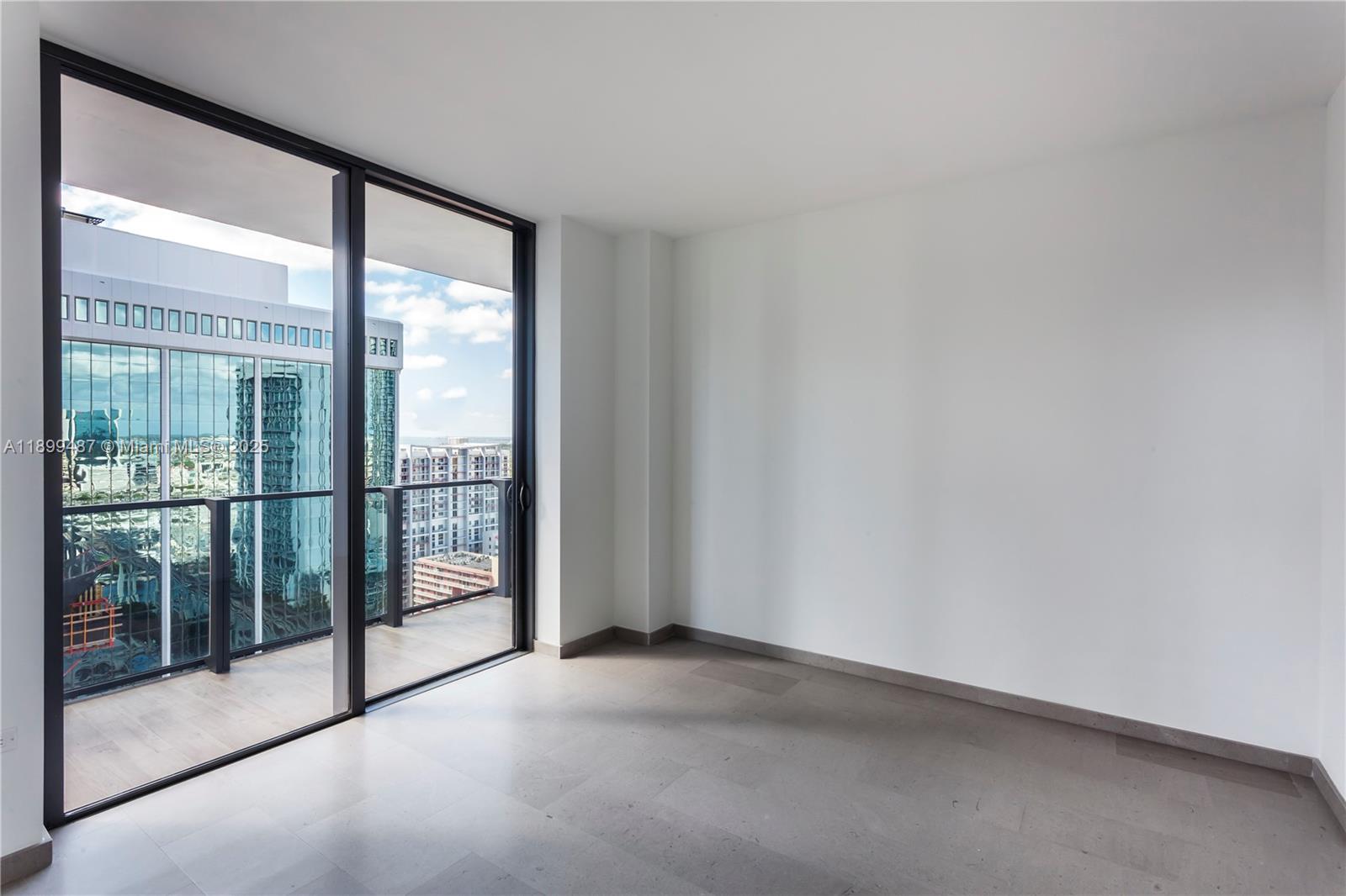 88 SW 7th St #2101, Miami FL 33130