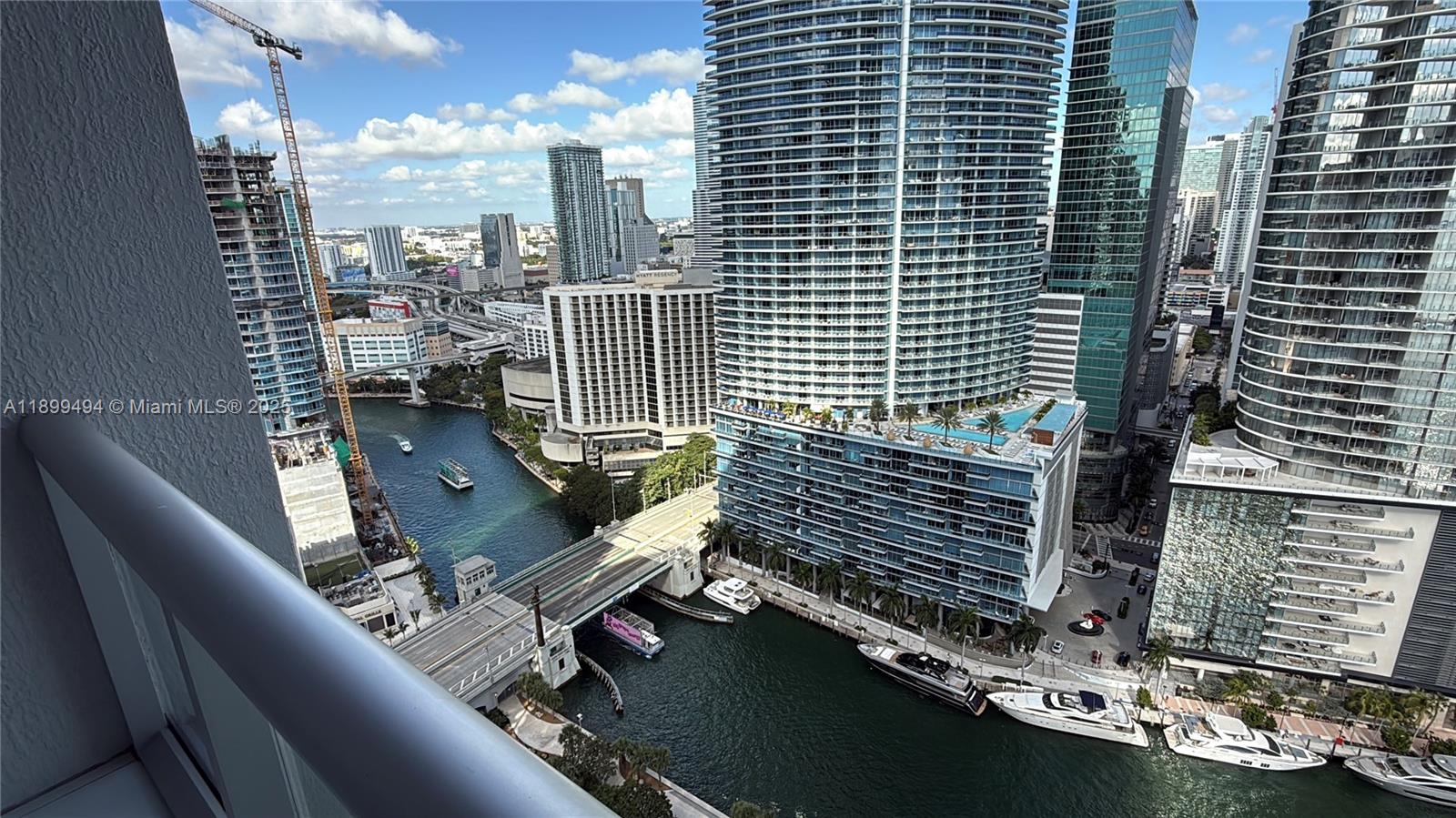 475 Brickell Ave #3210, Miami FL 33131