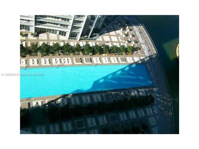 475 Brickell Ave #3210, Miami FL 33131