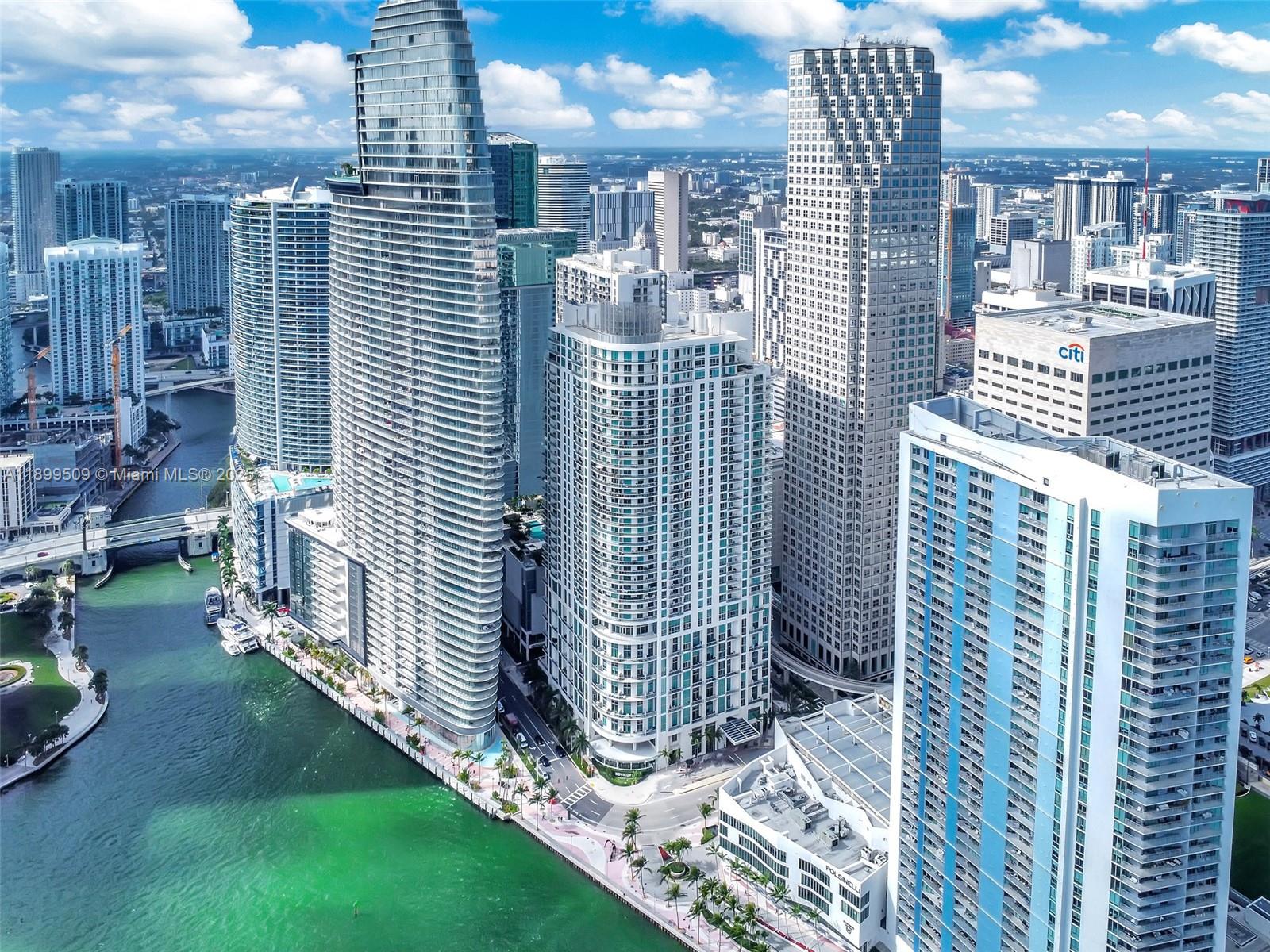 300 S Biscayne Blvd #L-1232, Miami FL 33131