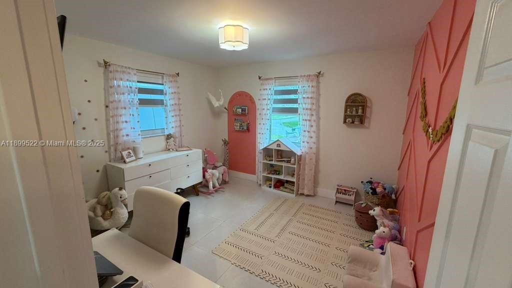 10761 SW 165th St, Miami FL 33157