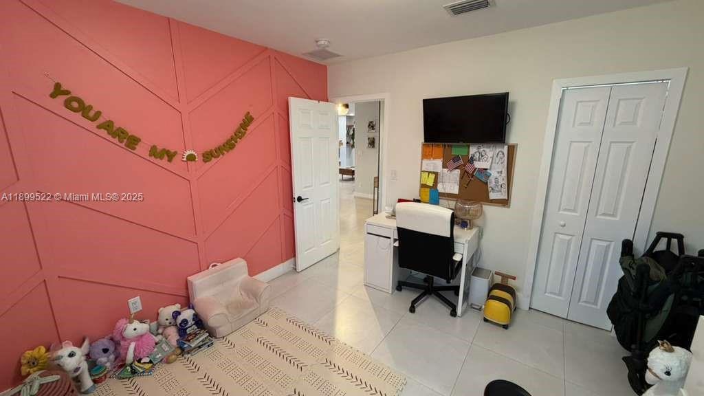 10761 SW 165th St, Miami FL 33157