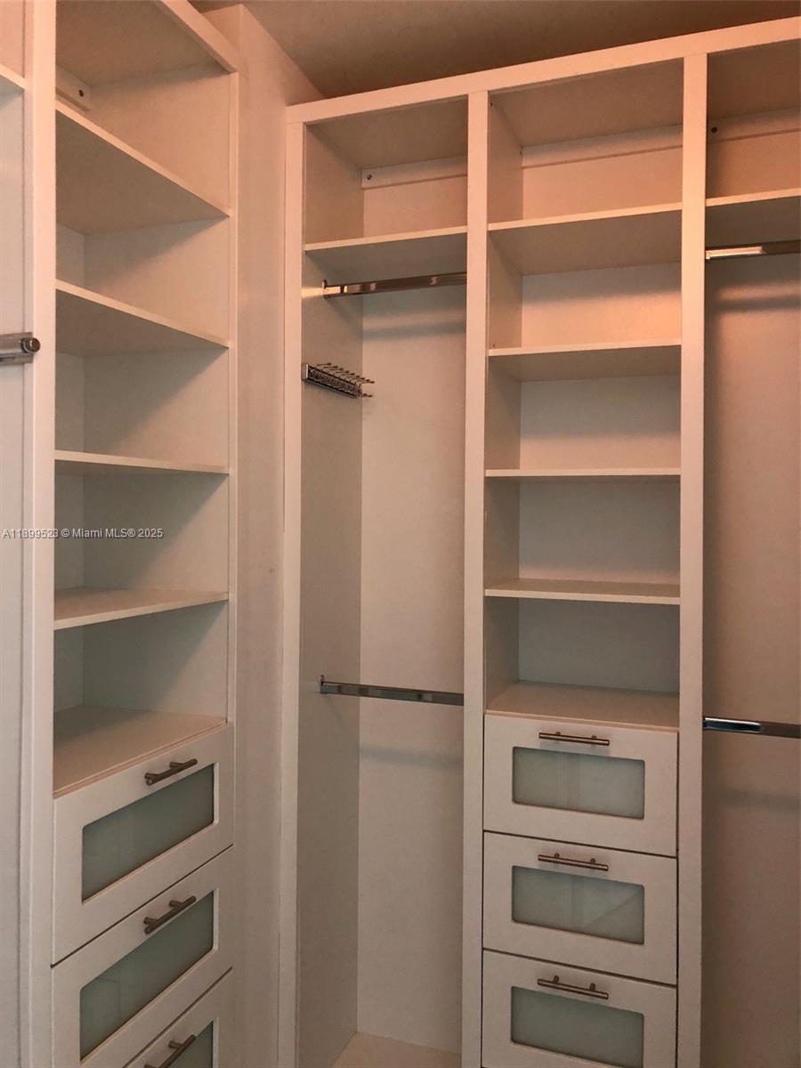 900 Brickell Key Blvd #2205, Miami FL 33131