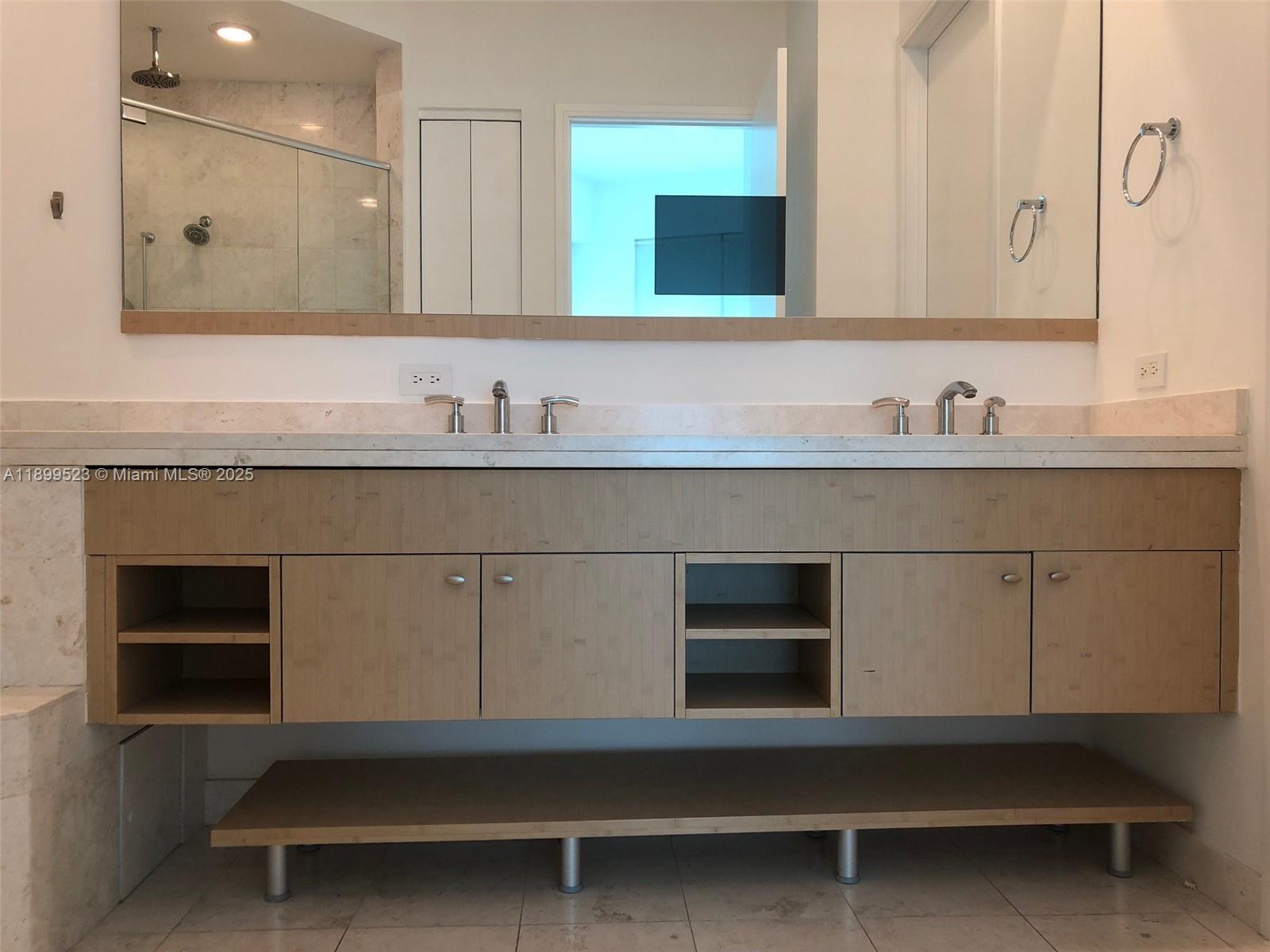 900 Brickell Key Blvd #2205, Miami FL 33131