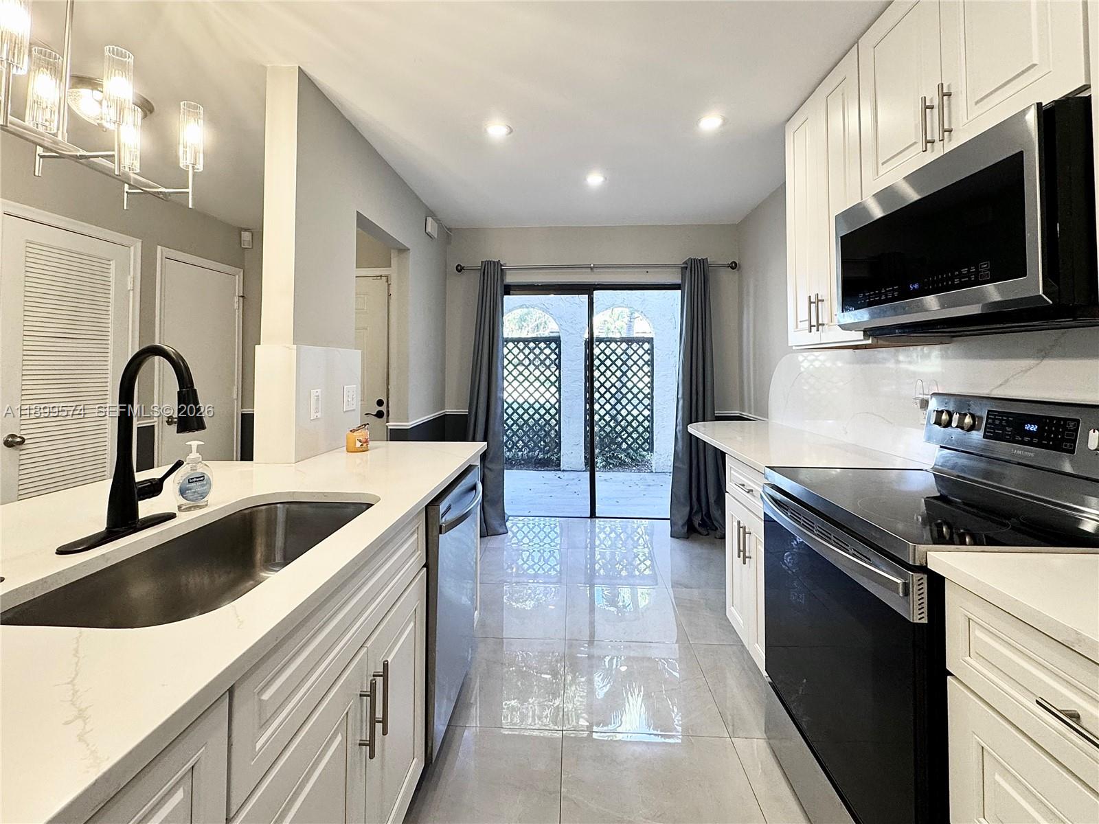 21643 Cypress Rd #14D, Boca Raton FL 33433