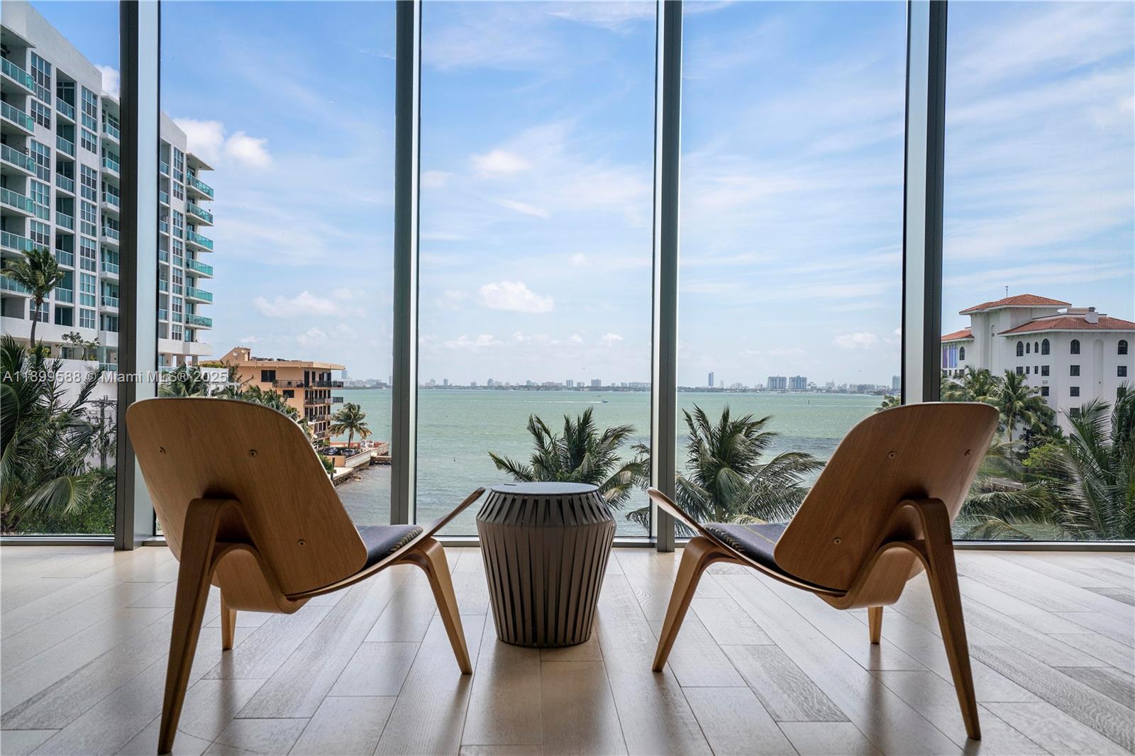 460 NE 28th St #2103, Miami FL 33137
