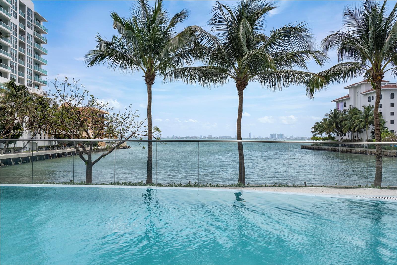 460 NE 28th St #2103, Miami FL 33137