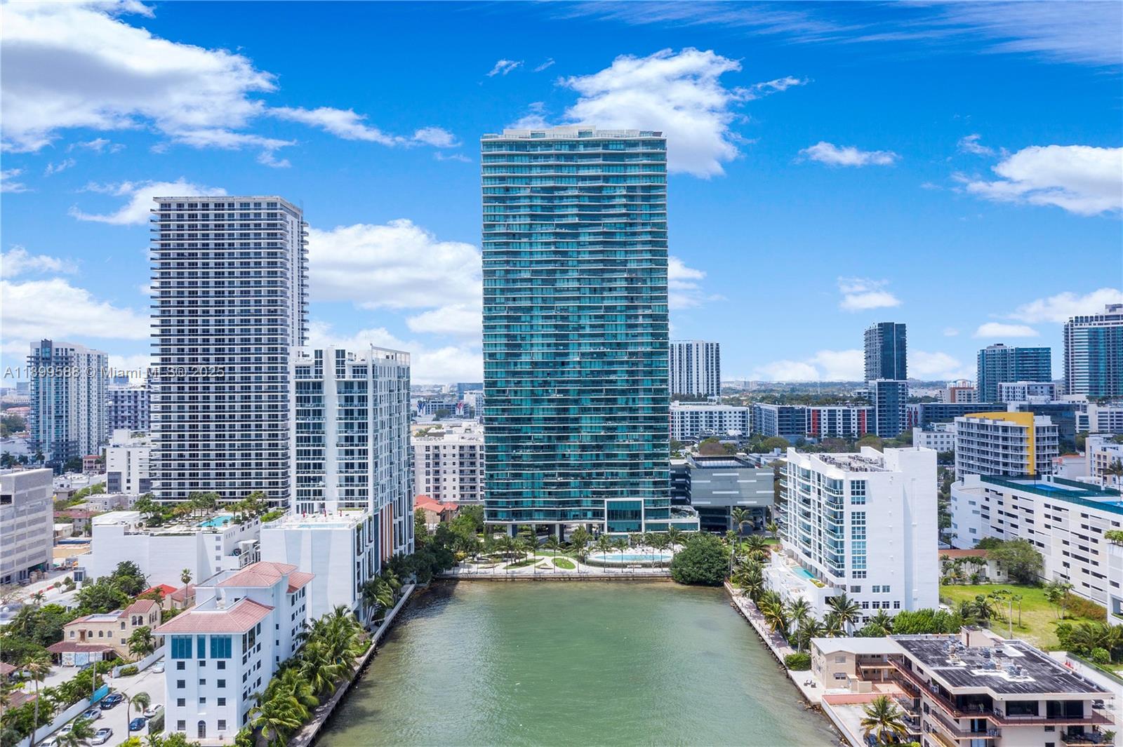 460 NE 28th St #2103, Miami FL 33137