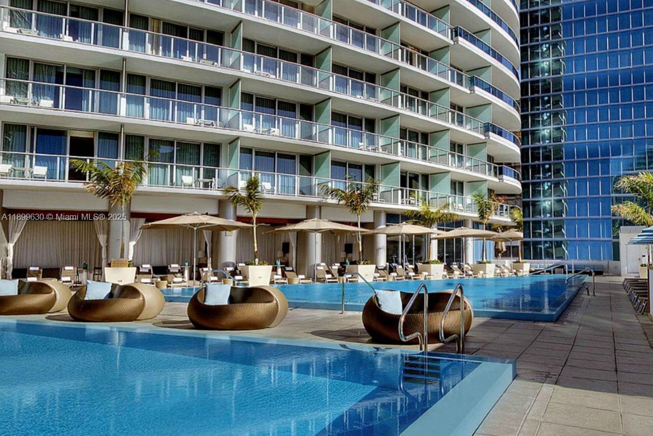 200 Biscayne Boulevard Way #3702, Miami FL 33131