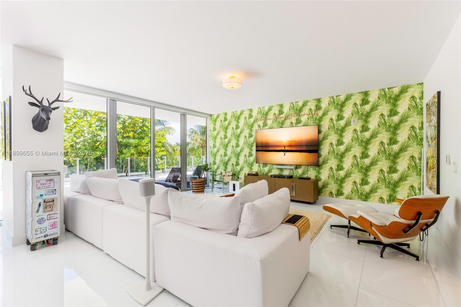 1 Collins Ave #207, Miami Beach FL 33139