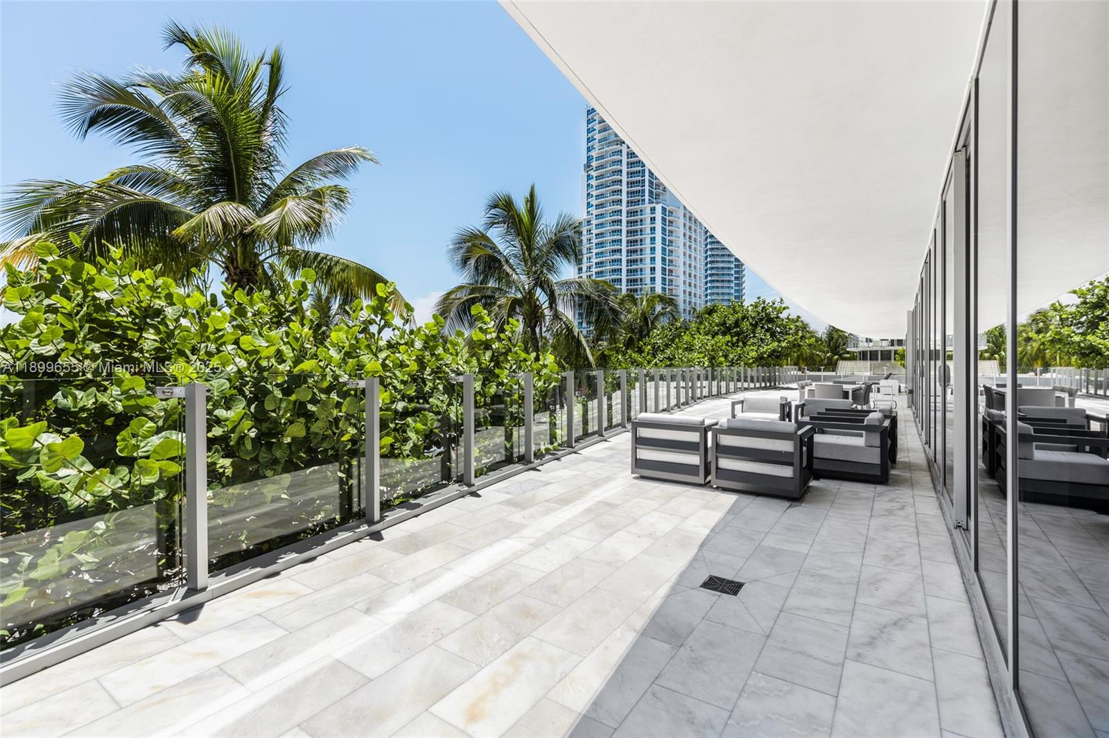 1 Collins Ave #207, Miami Beach FL 33139