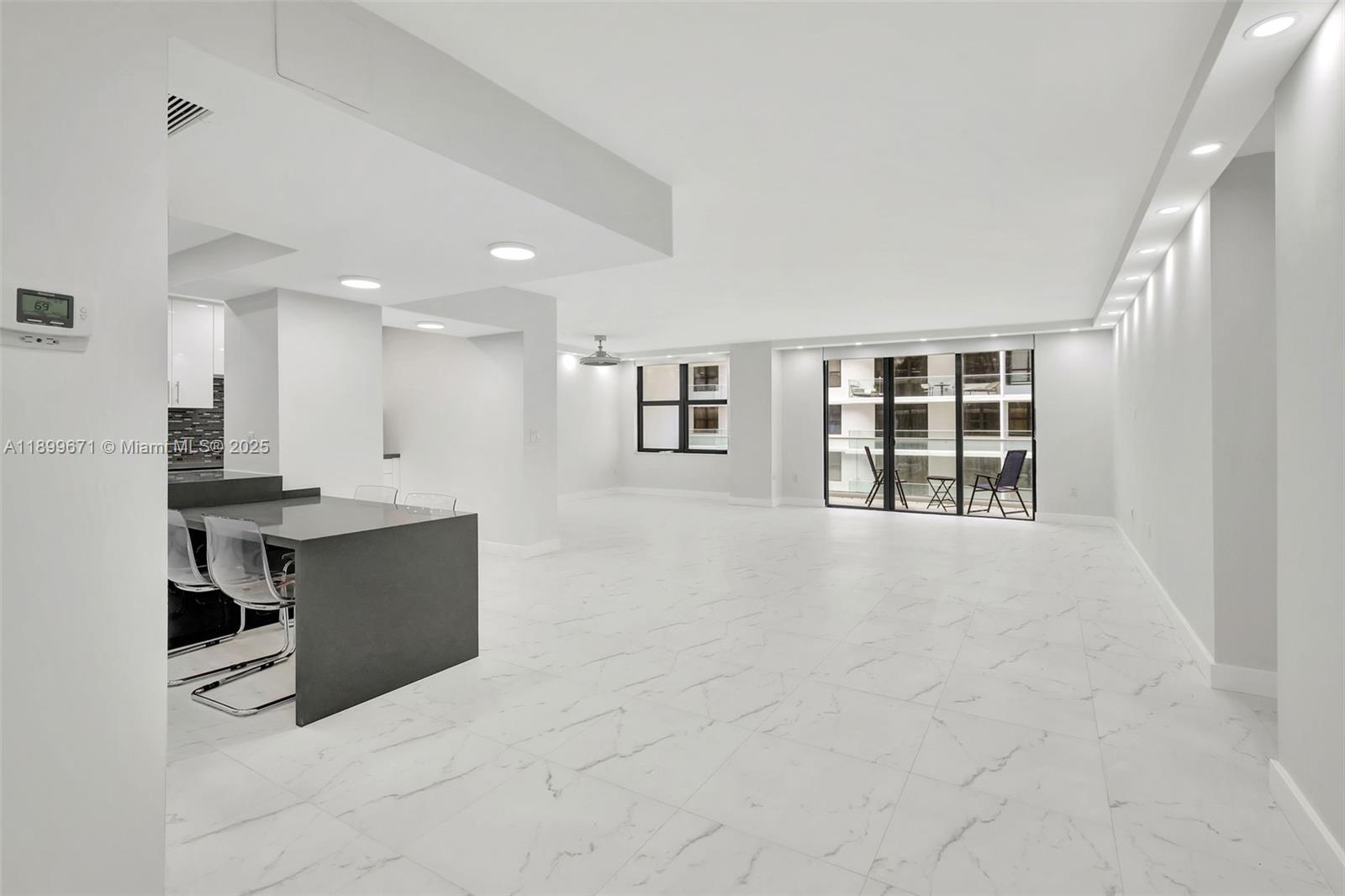 9801 Collins Ave #15X, Bal Harbour FL 33154