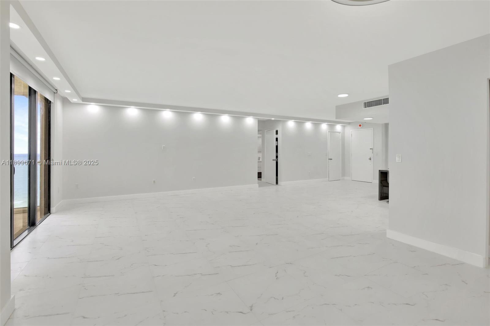9801 Collins Ave #15X, Bal Harbour FL 33154