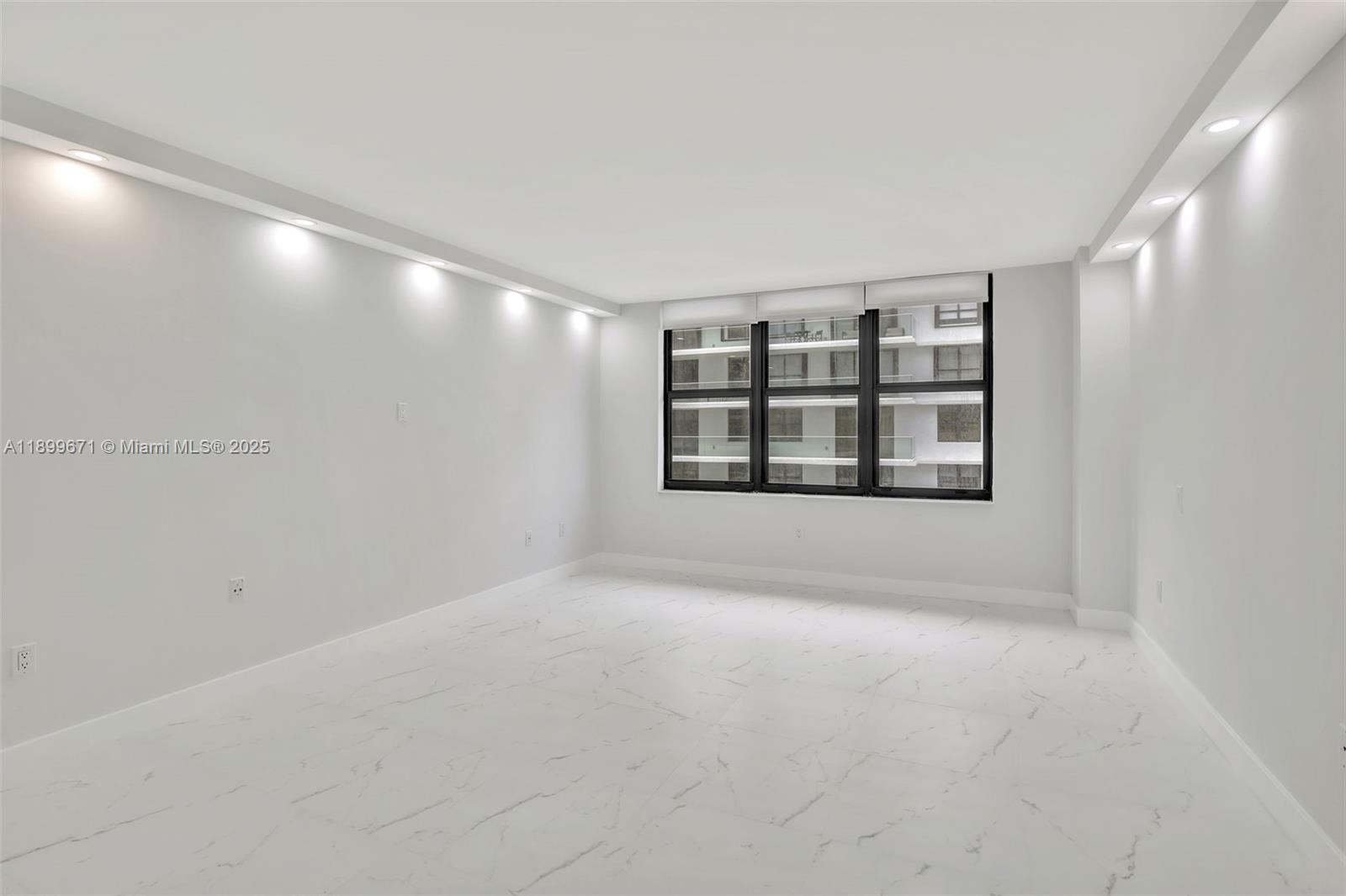9801 Collins Ave #15X, Bal Harbour FL 33154