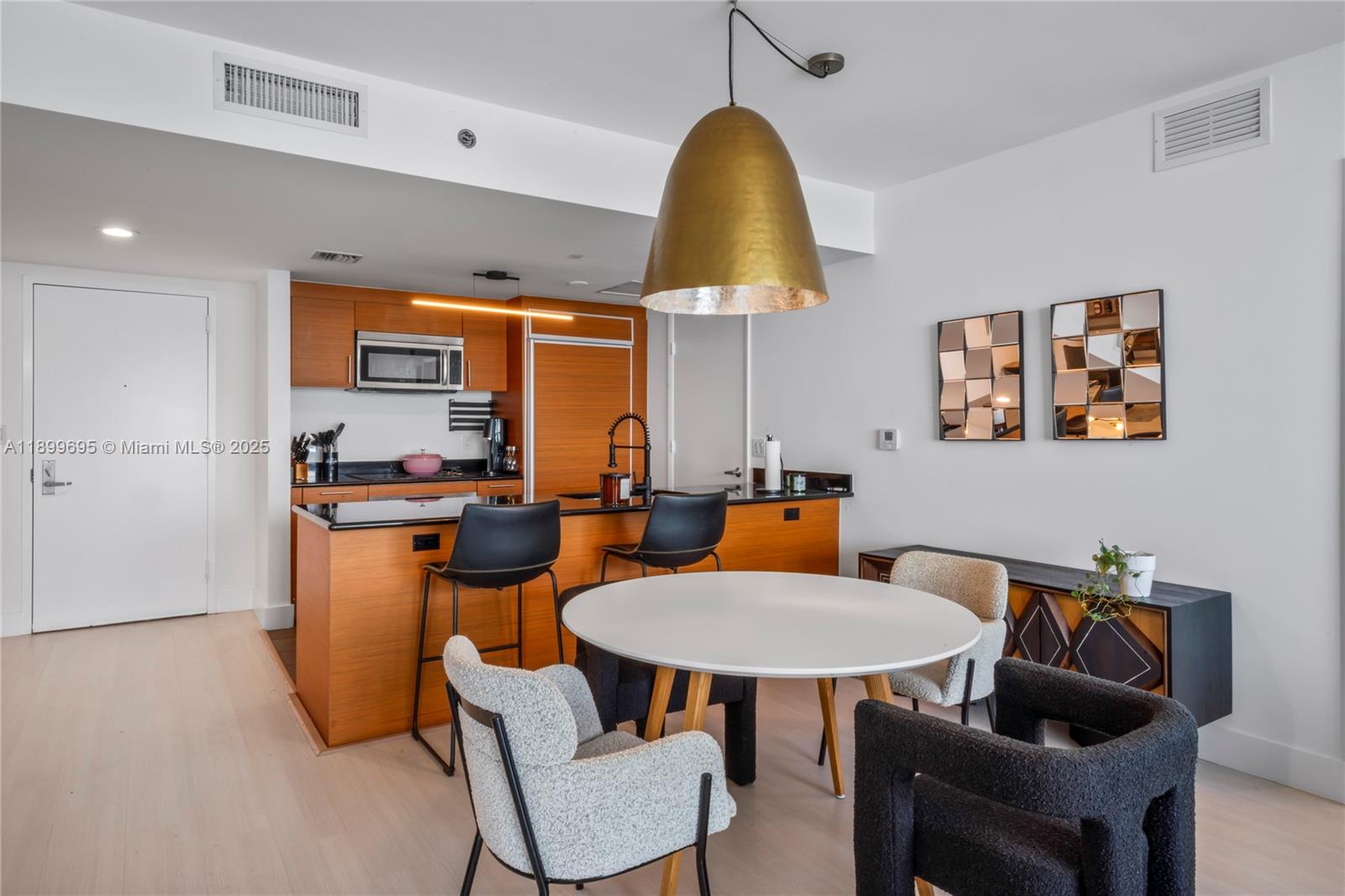 50 Biscayne Blvd #2308, Miami FL 33132