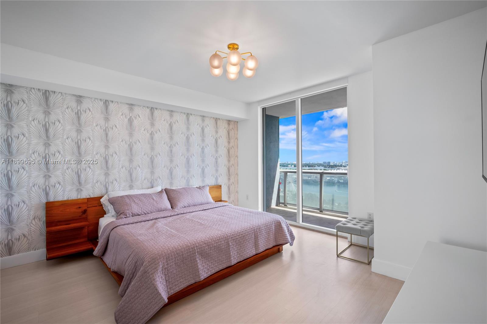 50 Biscayne Blvd #2308, Miami FL 33132