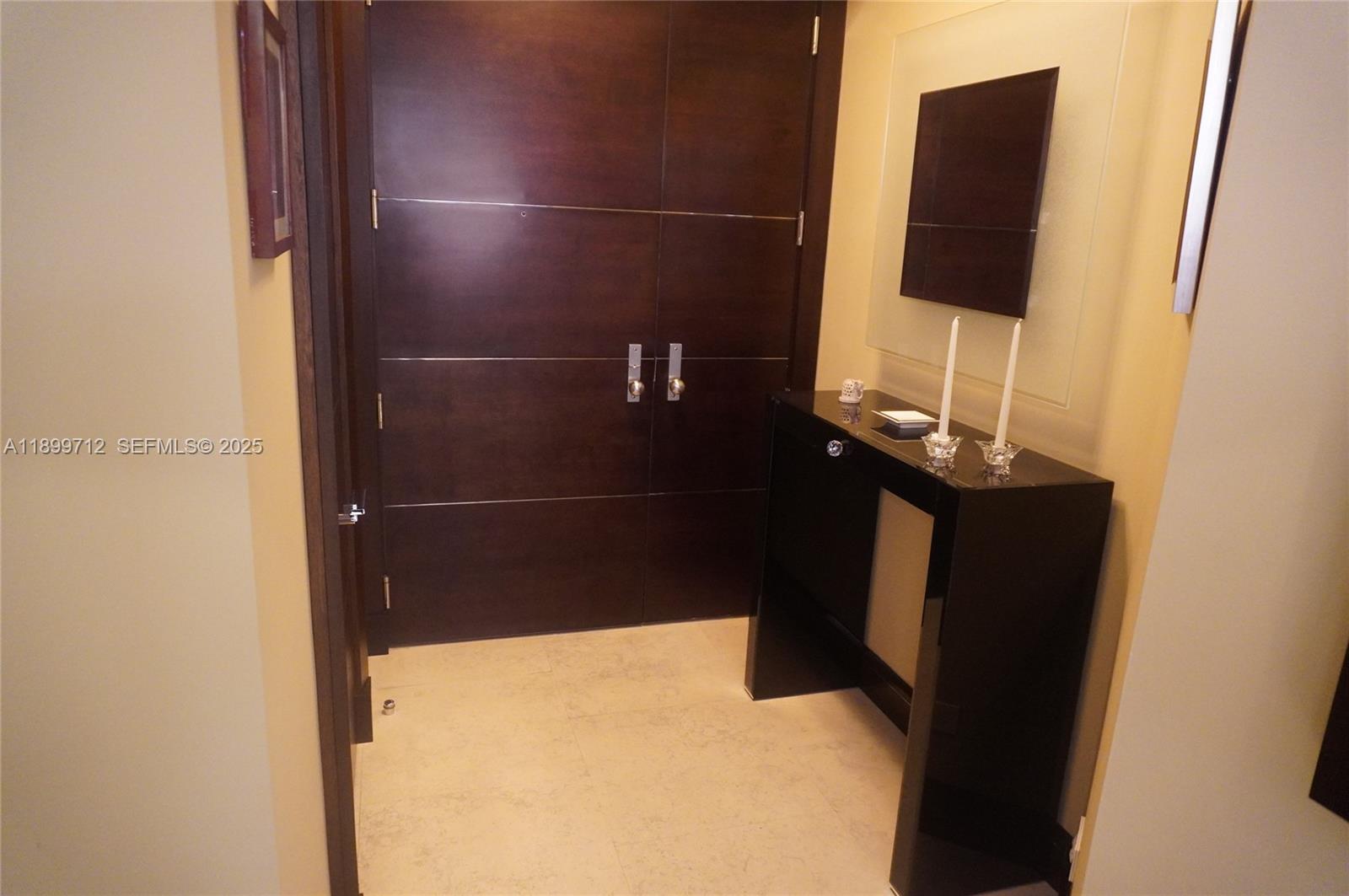 808 Brickell Key Dr #1508, Miami FL 33131