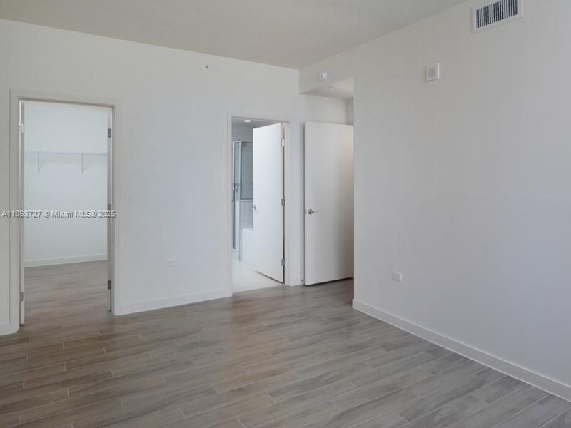 999 SW 1st Ave #2016, Miami FL 33130