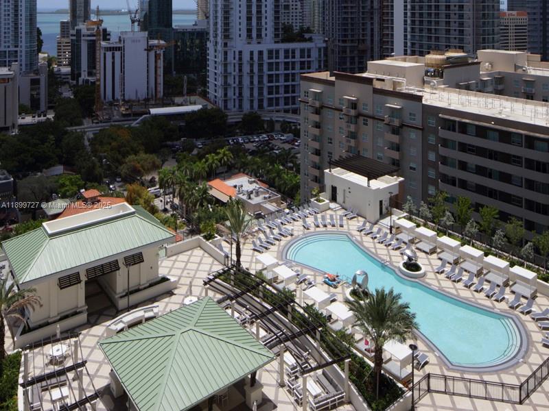 999 SW 1st Ave #2016, Miami FL 33130