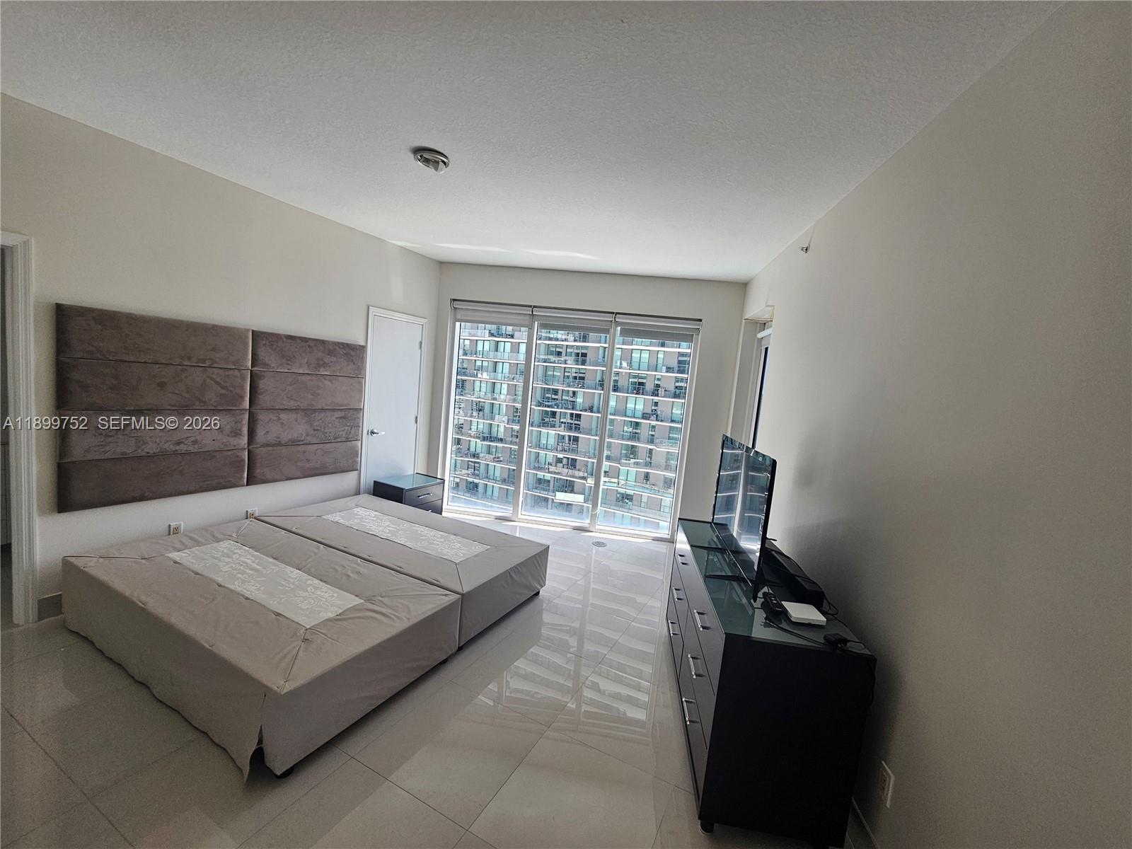 60 SW 13 St #1900, Miami FL 33130